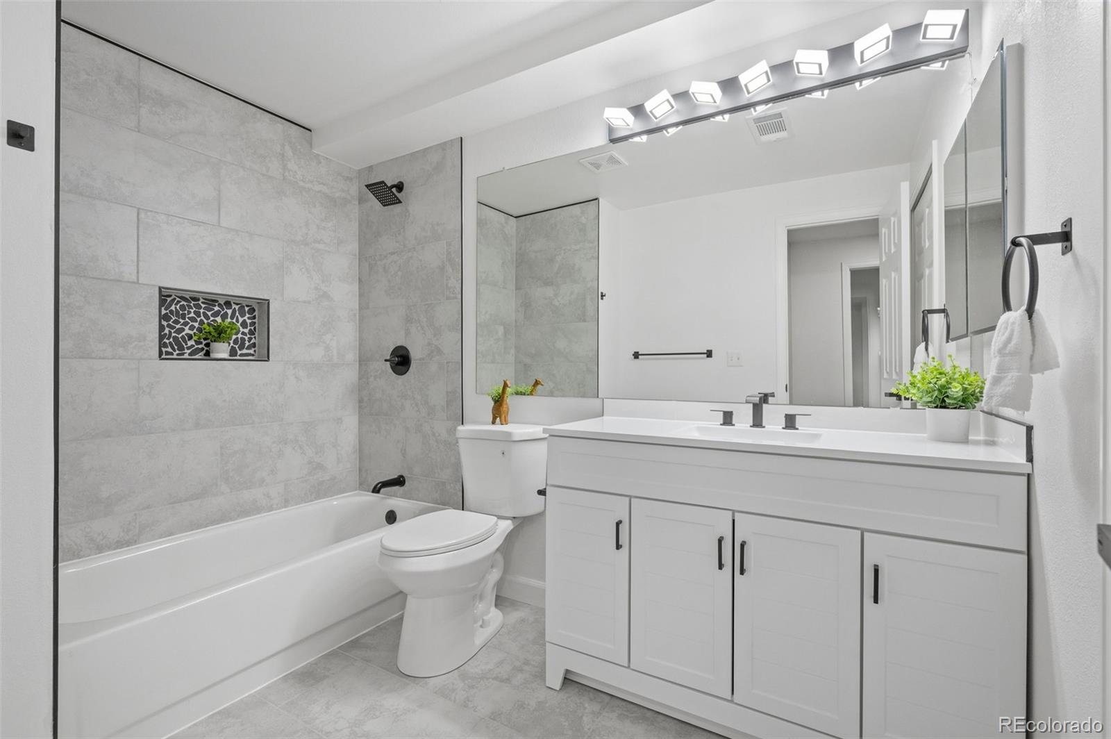MLS Image #40 for 2215 s kenton street,aurora, Colorado