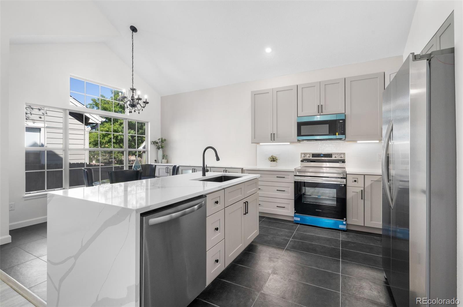 MLS Image #5 for 2215 s kenton street,aurora, Colorado
