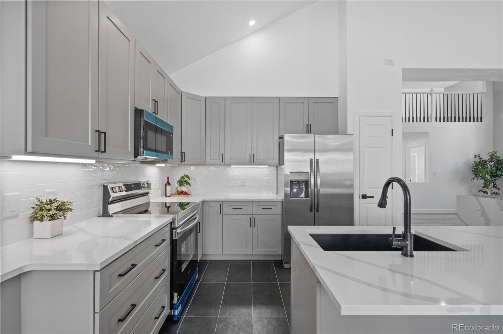MLS Image #7 for 2215 s kenton street,aurora, Colorado