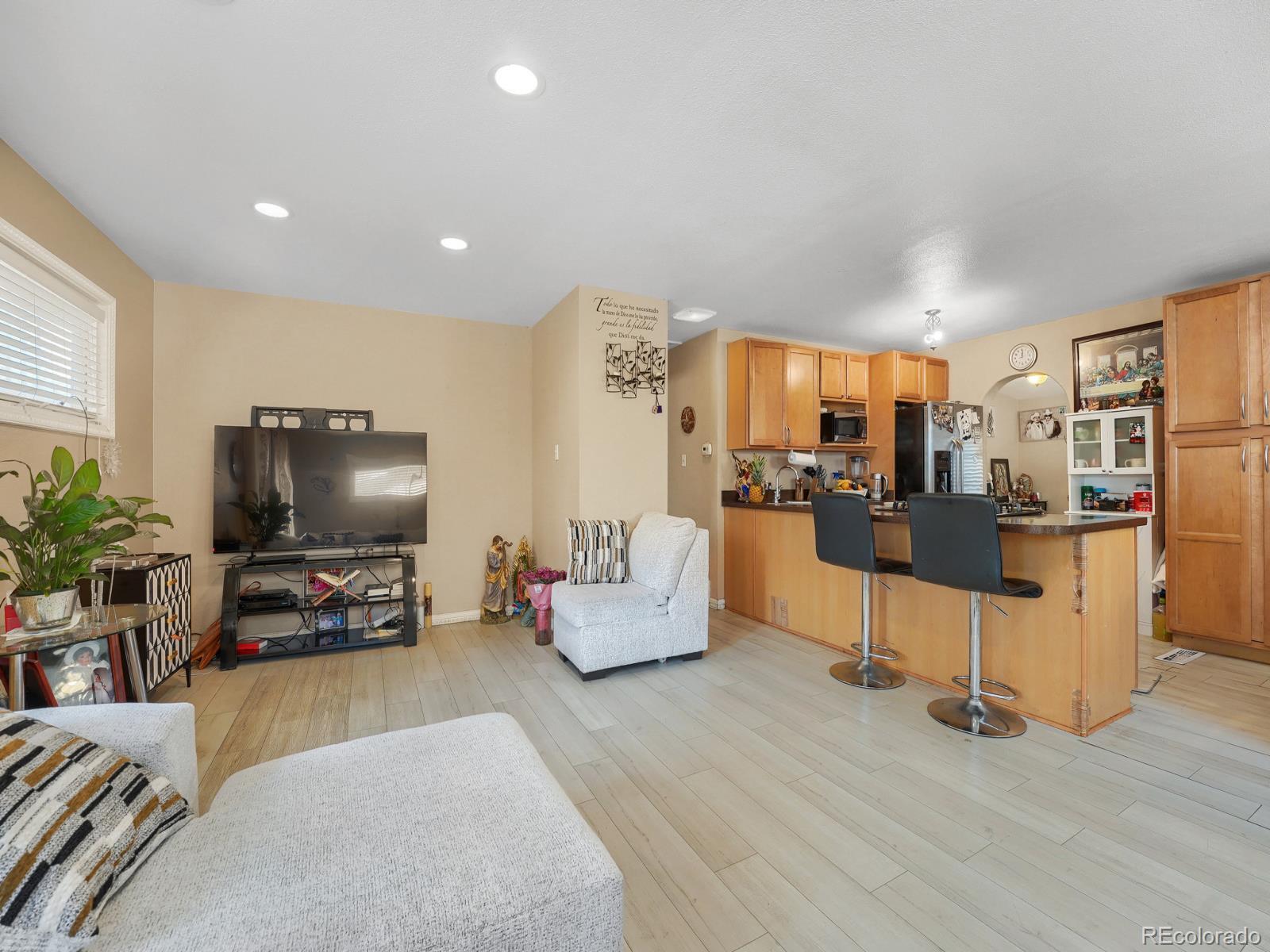 MLS Image #10 for 4960 w oregon place,denver, Colorado
