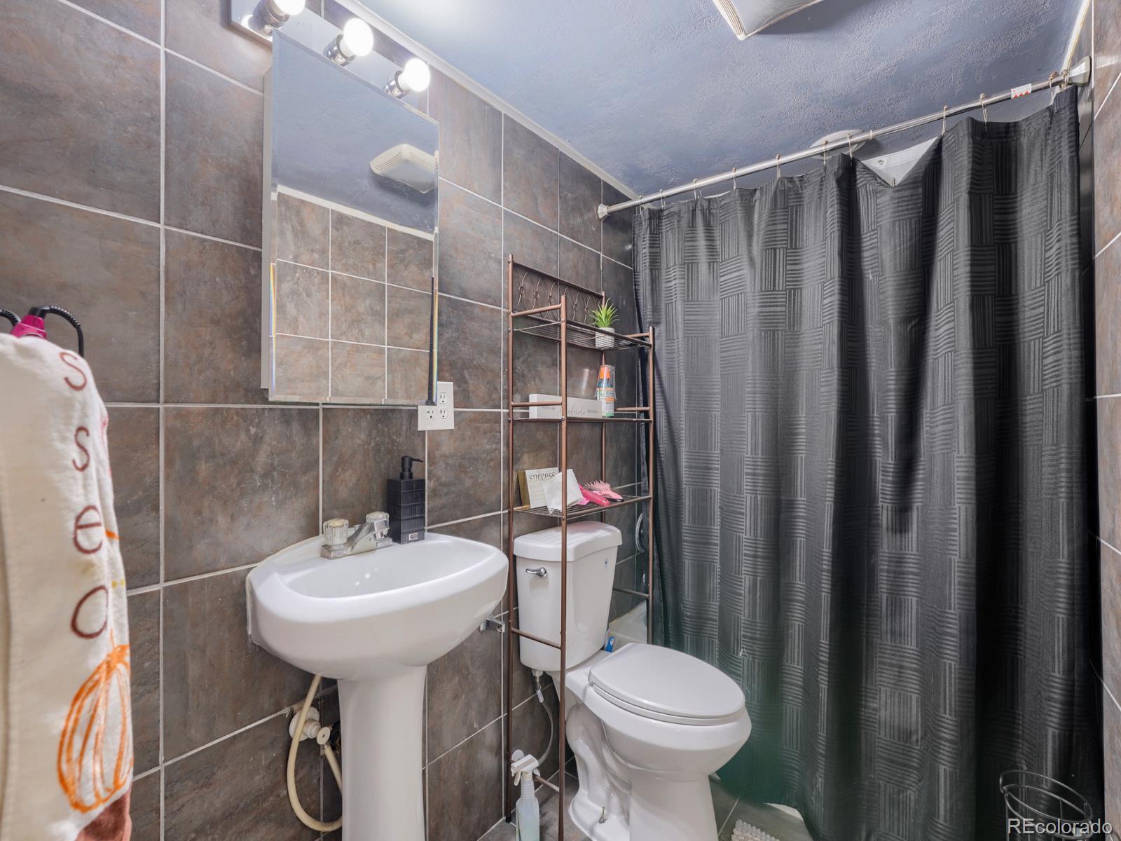 MLS Image #21 for 4960 w oregon place,denver, Colorado