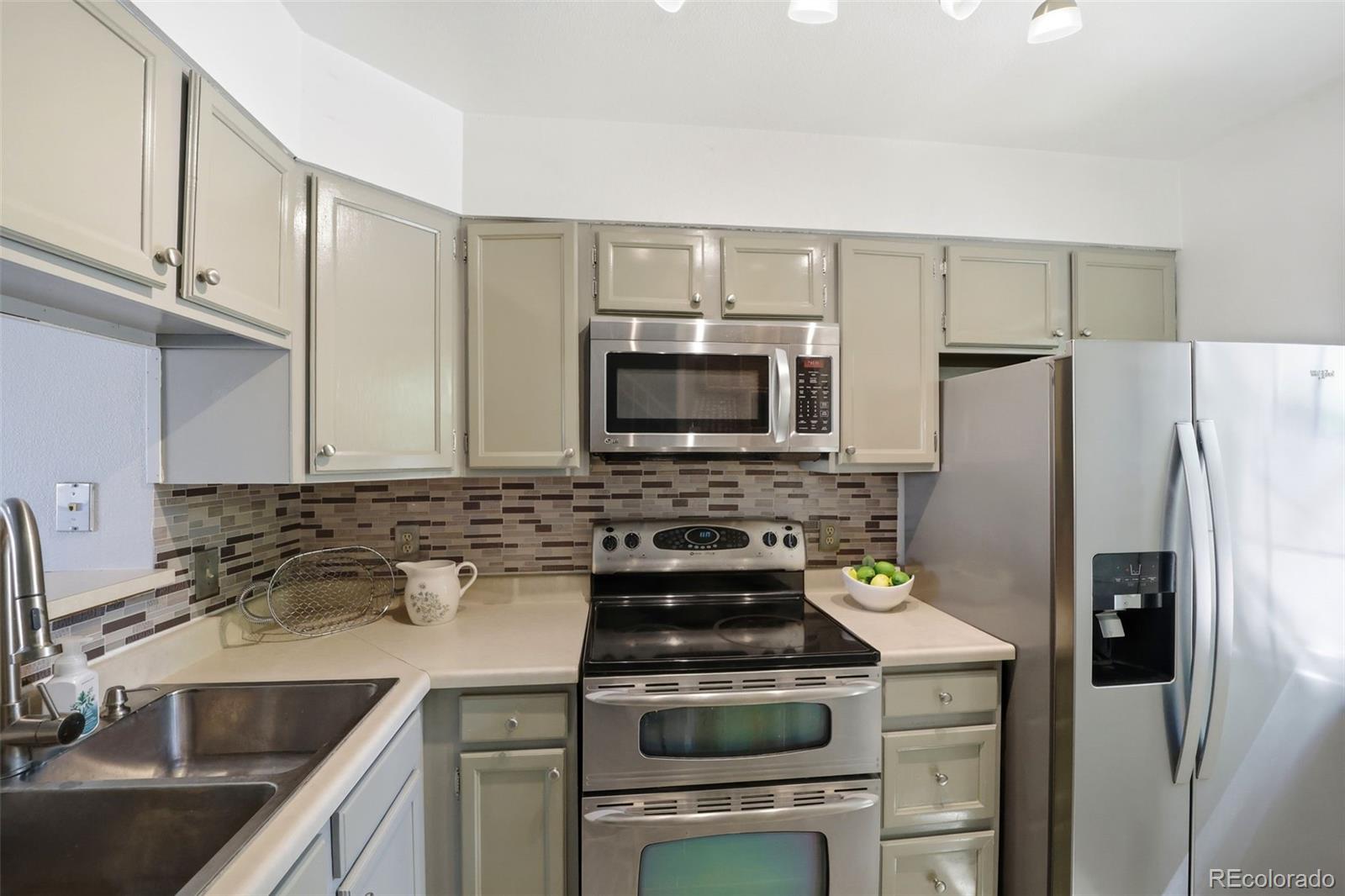 MLS Image #11 for 9509 w coal  mine avenue,littleton, Colorado