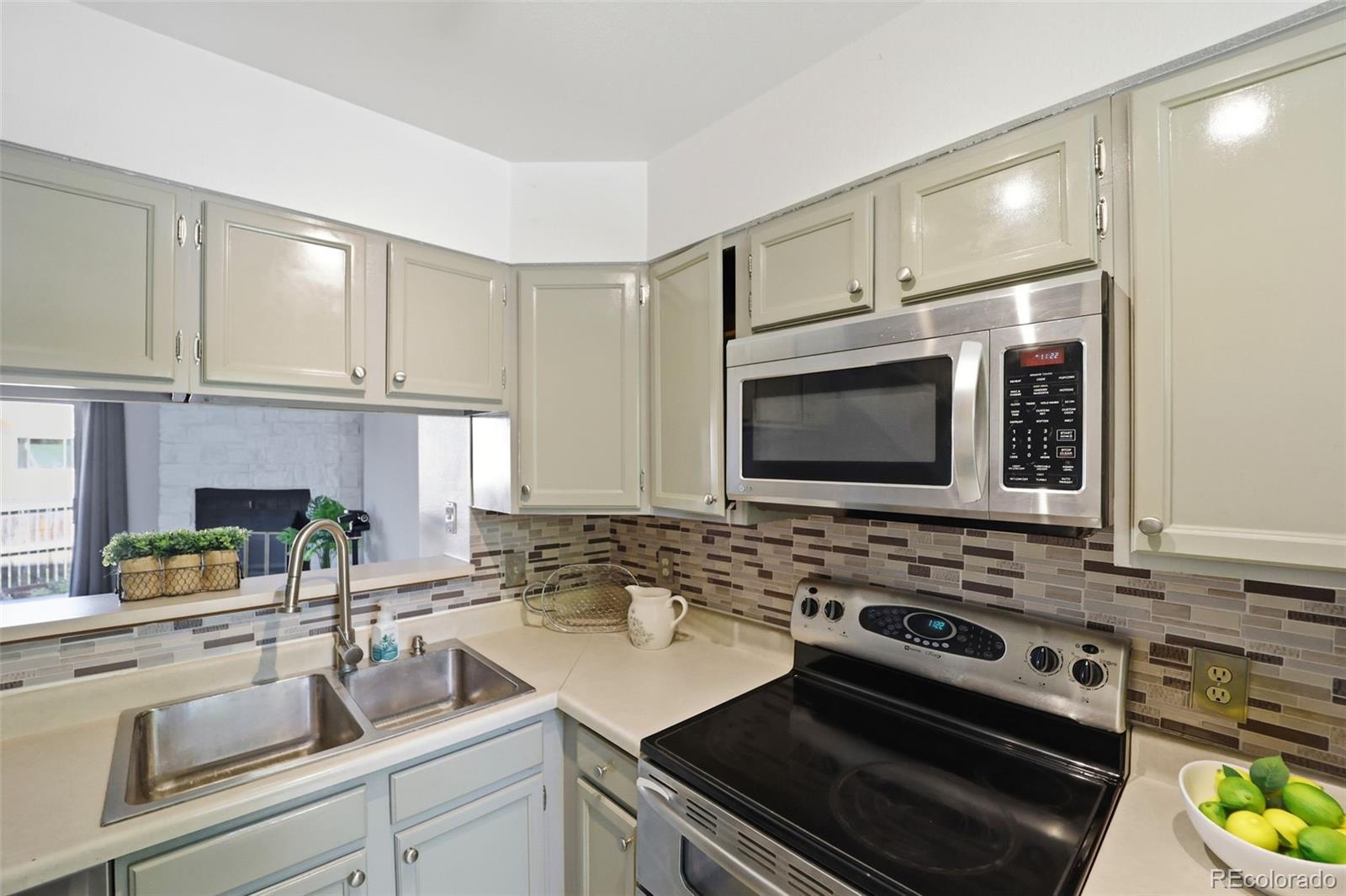 MLS Image #12 for 9509 w coal  mine avenue,littleton, Colorado