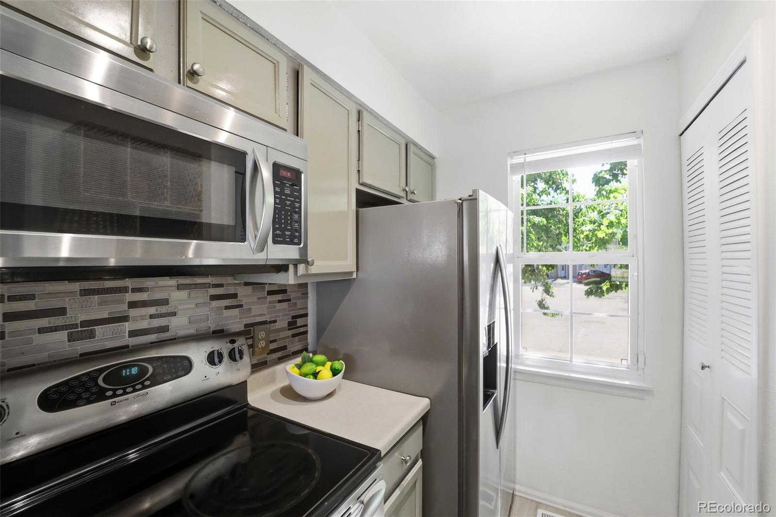 MLS Image #13 for 9509 w coal  mine avenue,littleton, Colorado