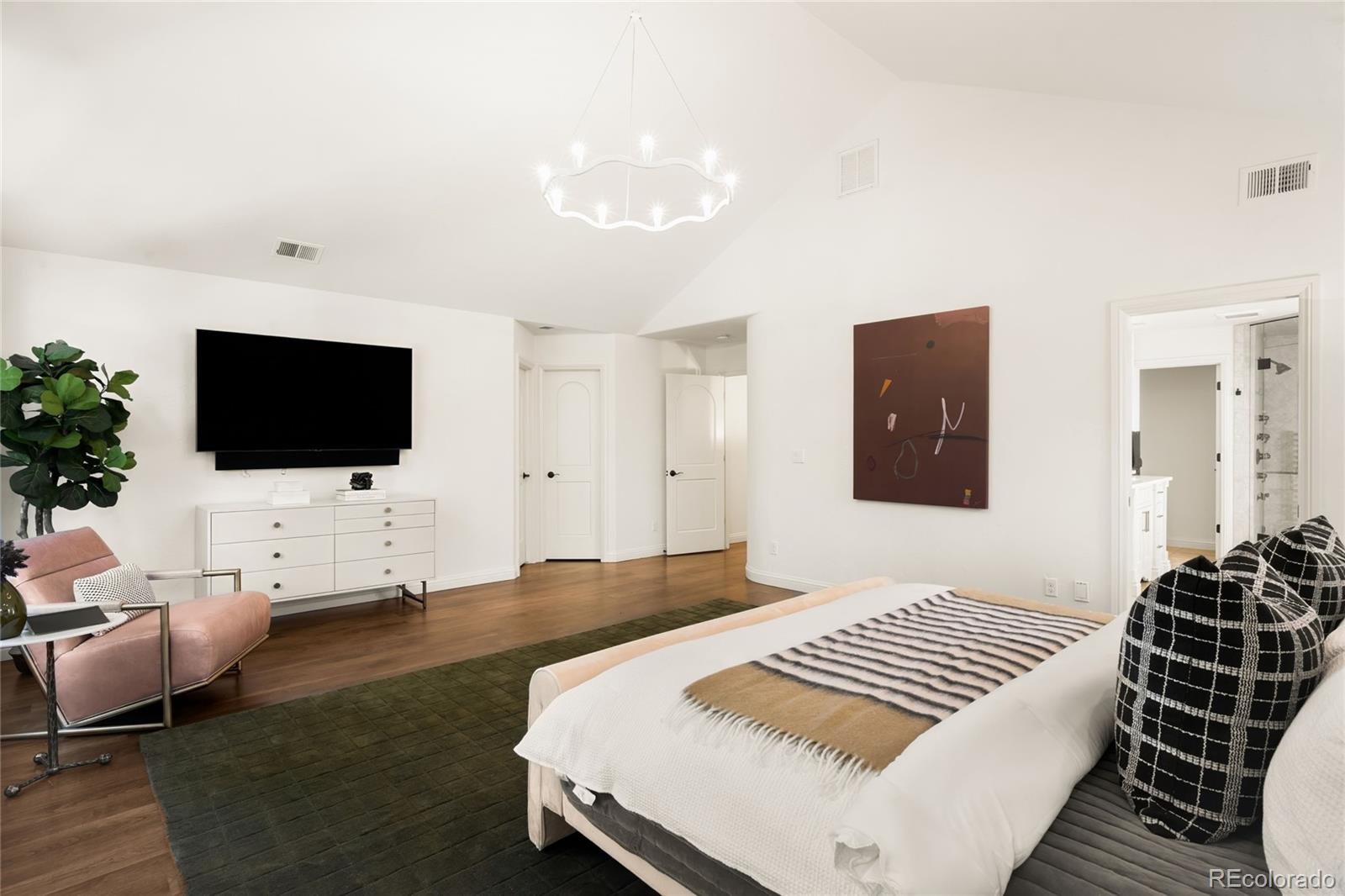 MLS Image #18 for 2534 s saint paul street,denver, Colorado