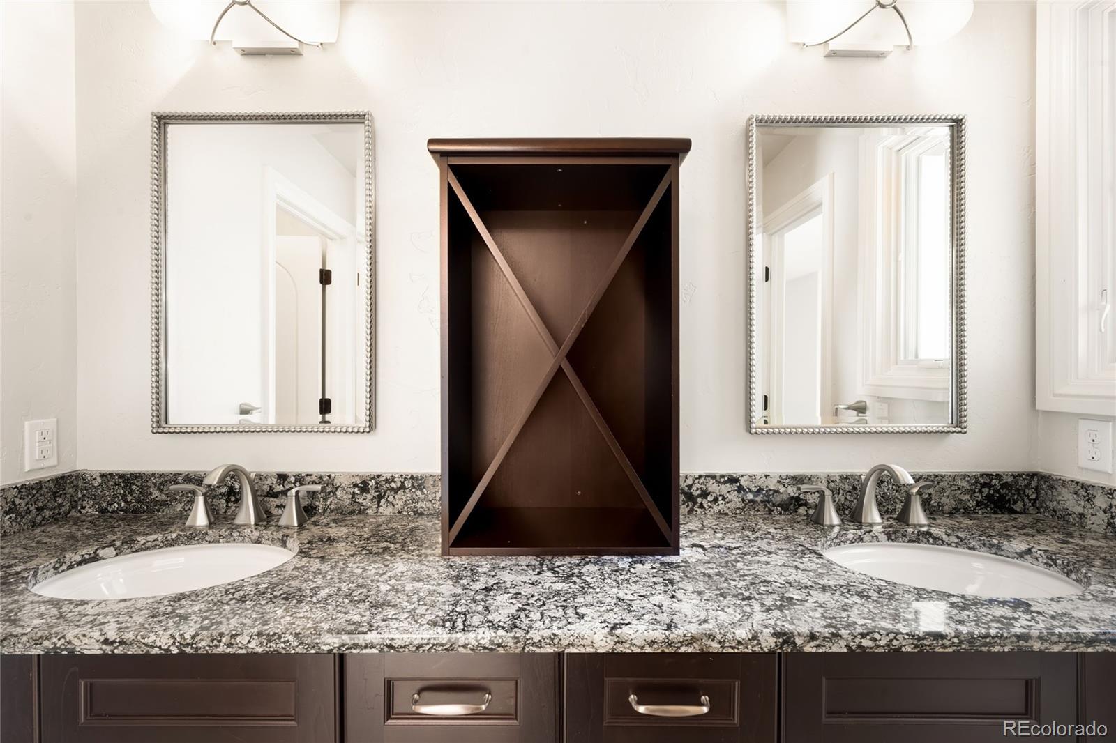 MLS Image #23 for 2534 s saint paul street,denver, Colorado