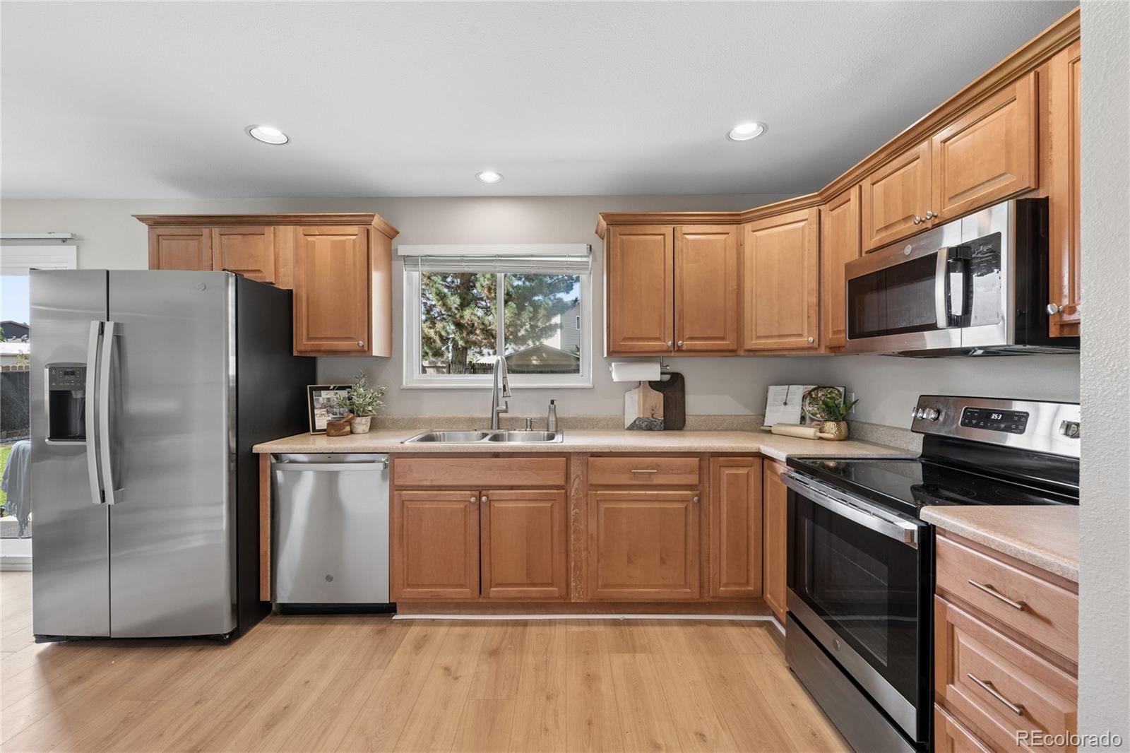 MLS Image #7 for 10951  fairfax court,thornton, Colorado