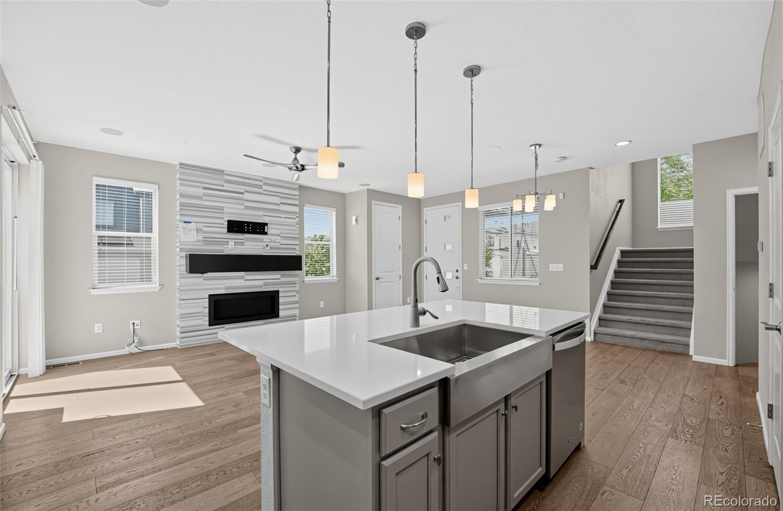 MLS Image #8 for 8954 e 58th drive,denver, Colorado