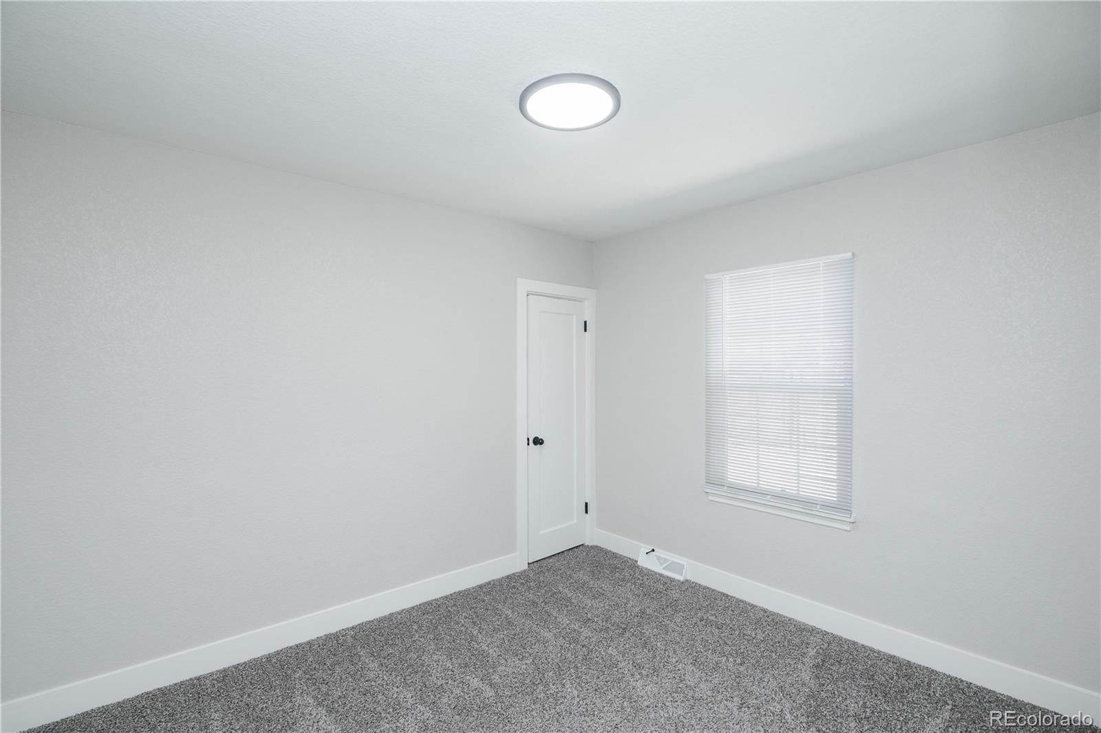 MLS Image #15 for 4595 s lipan court,englewood, Colorado