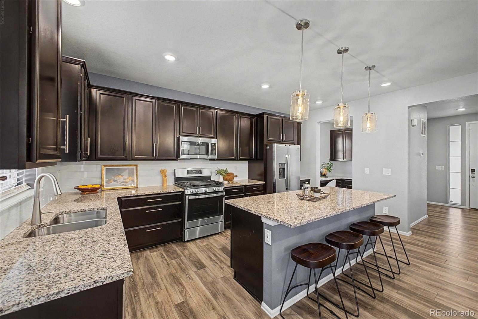 MLS Image #10 for 423 n patsburg street,aurora, Colorado