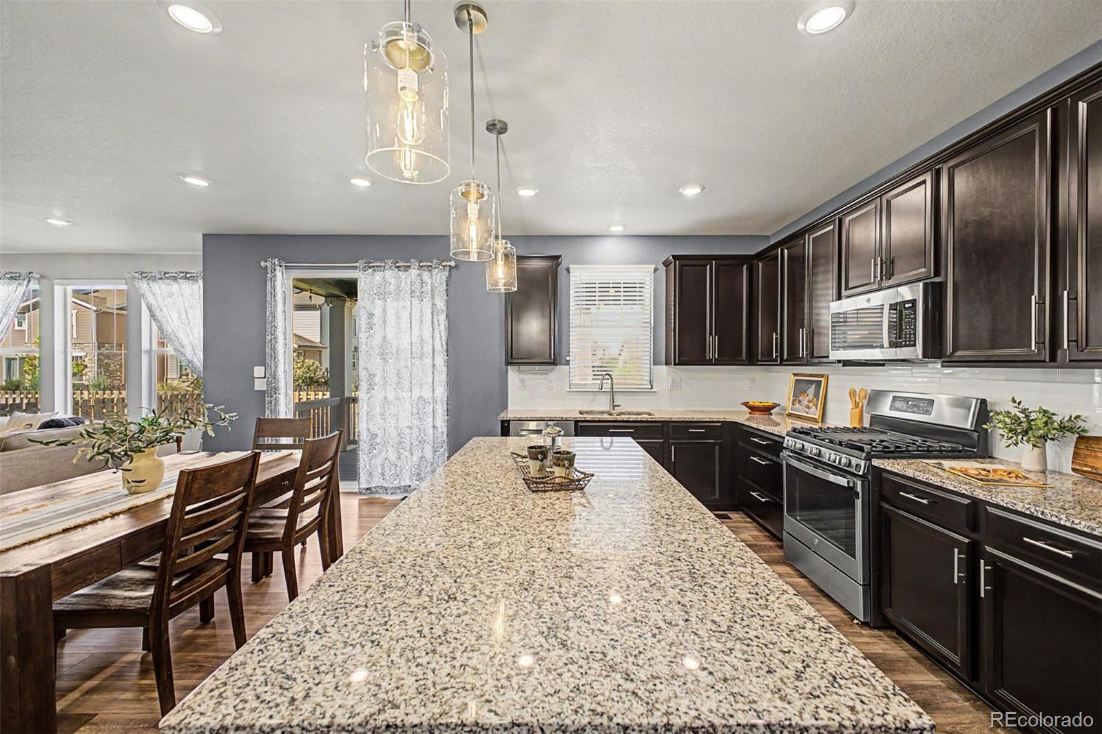 MLS Image #11 for 423 n patsburg street,aurora, Colorado