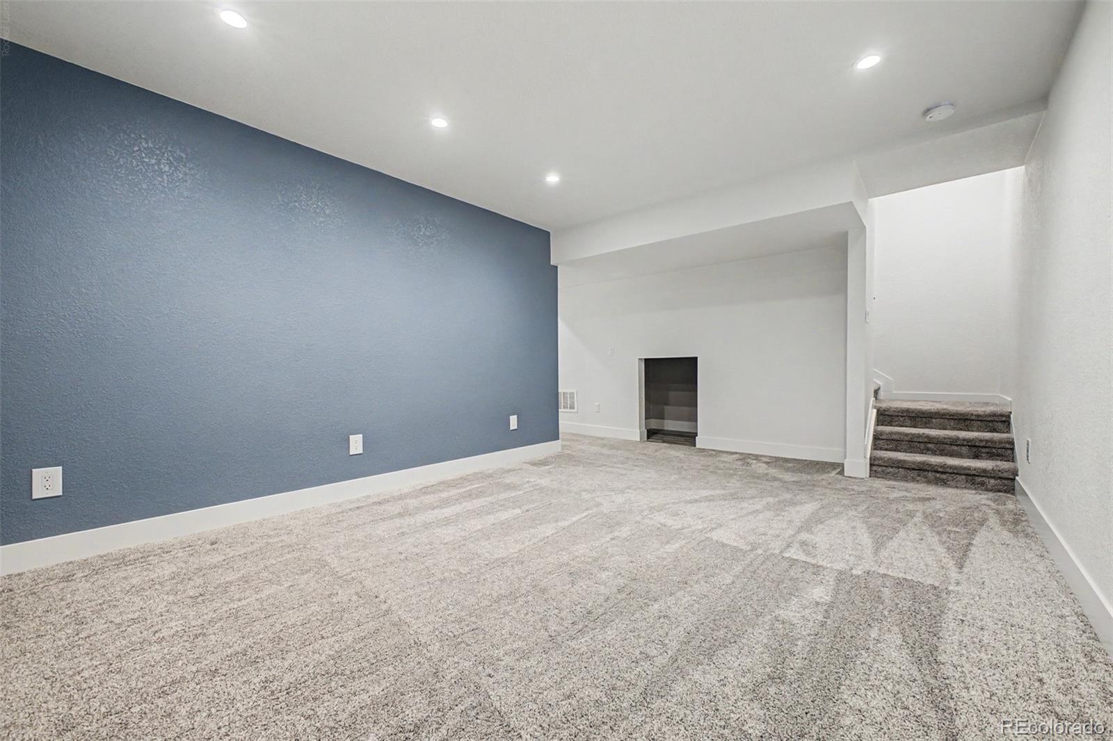MLS Image #29 for 423 n patsburg street,aurora, Colorado