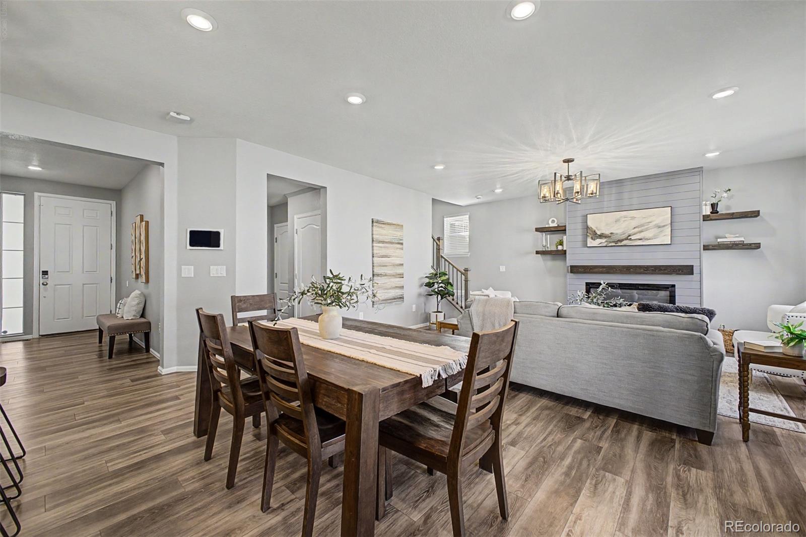 MLS Image #7 for 423 n patsburg street,aurora, Colorado