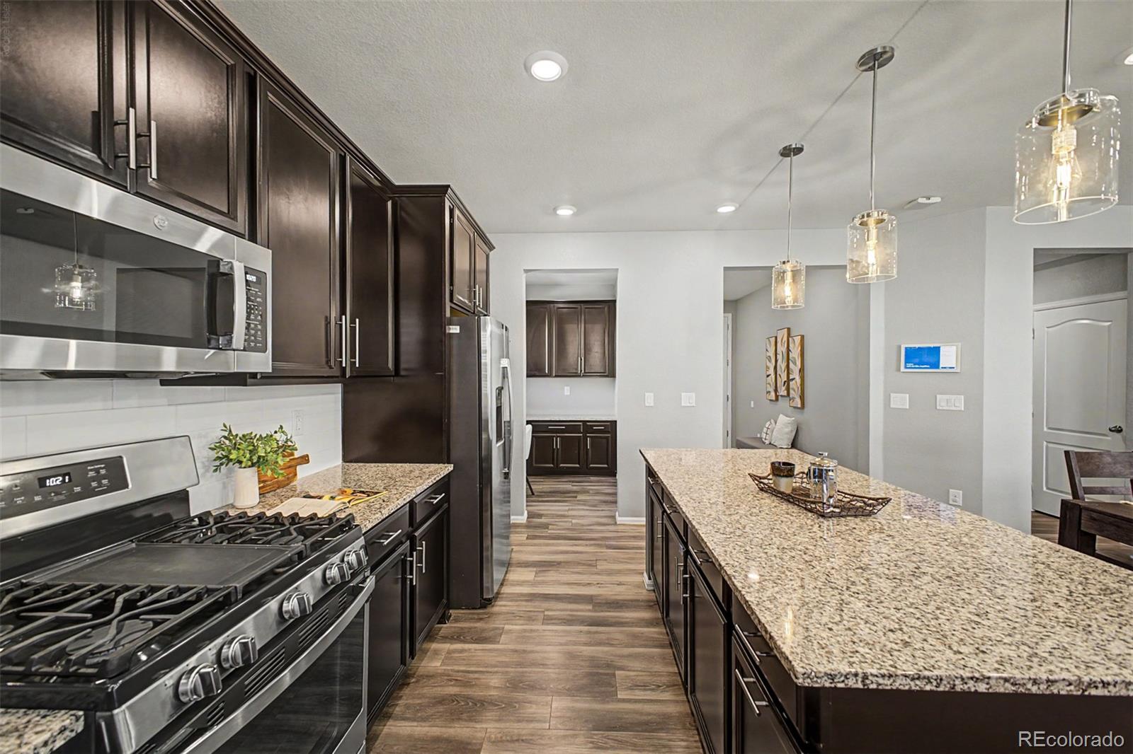MLS Image #9 for 423 n patsburg street,aurora, Colorado