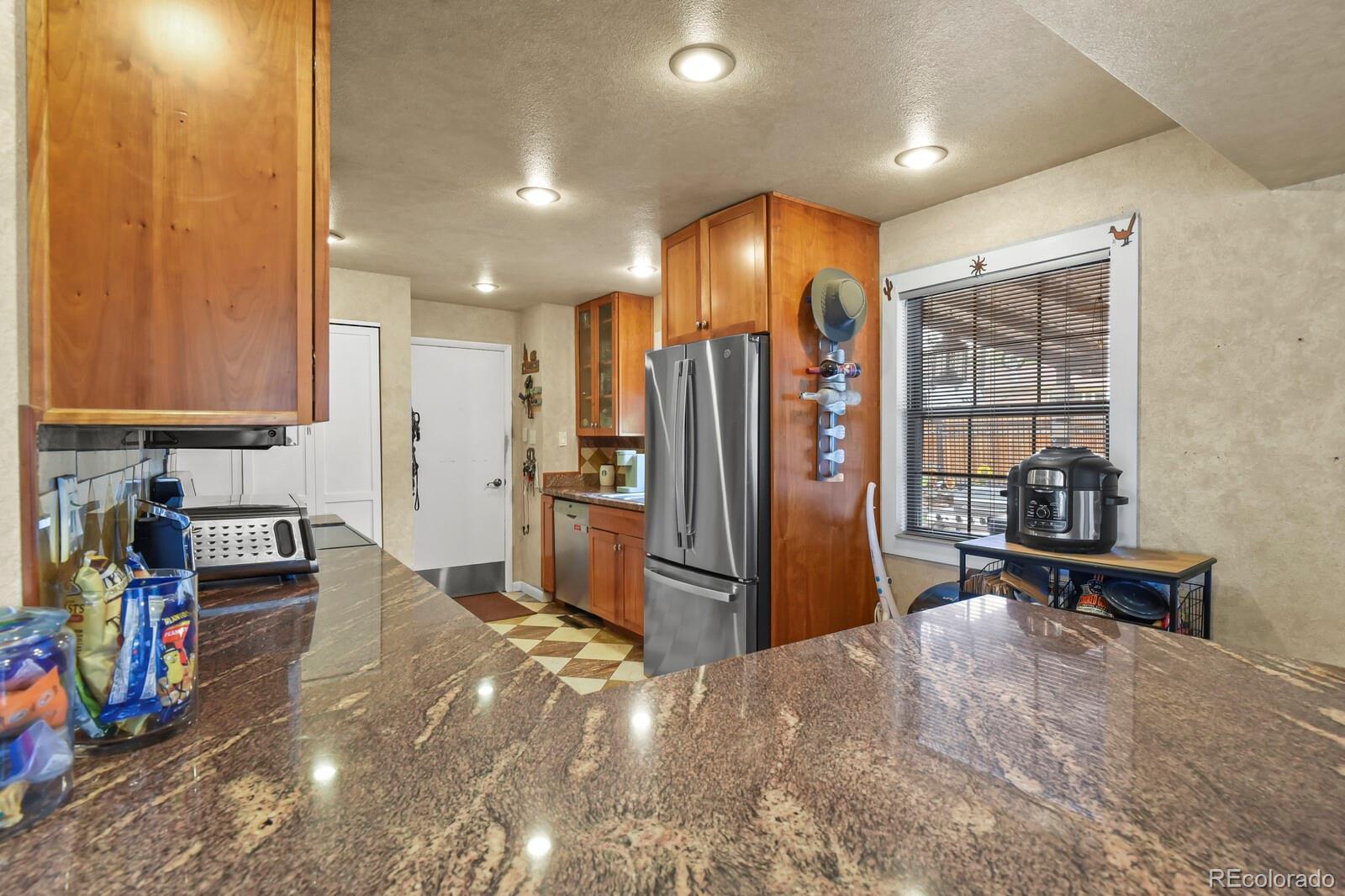 MLS Image #5 for 1759  palmer park boulevard,colorado springs, Colorado