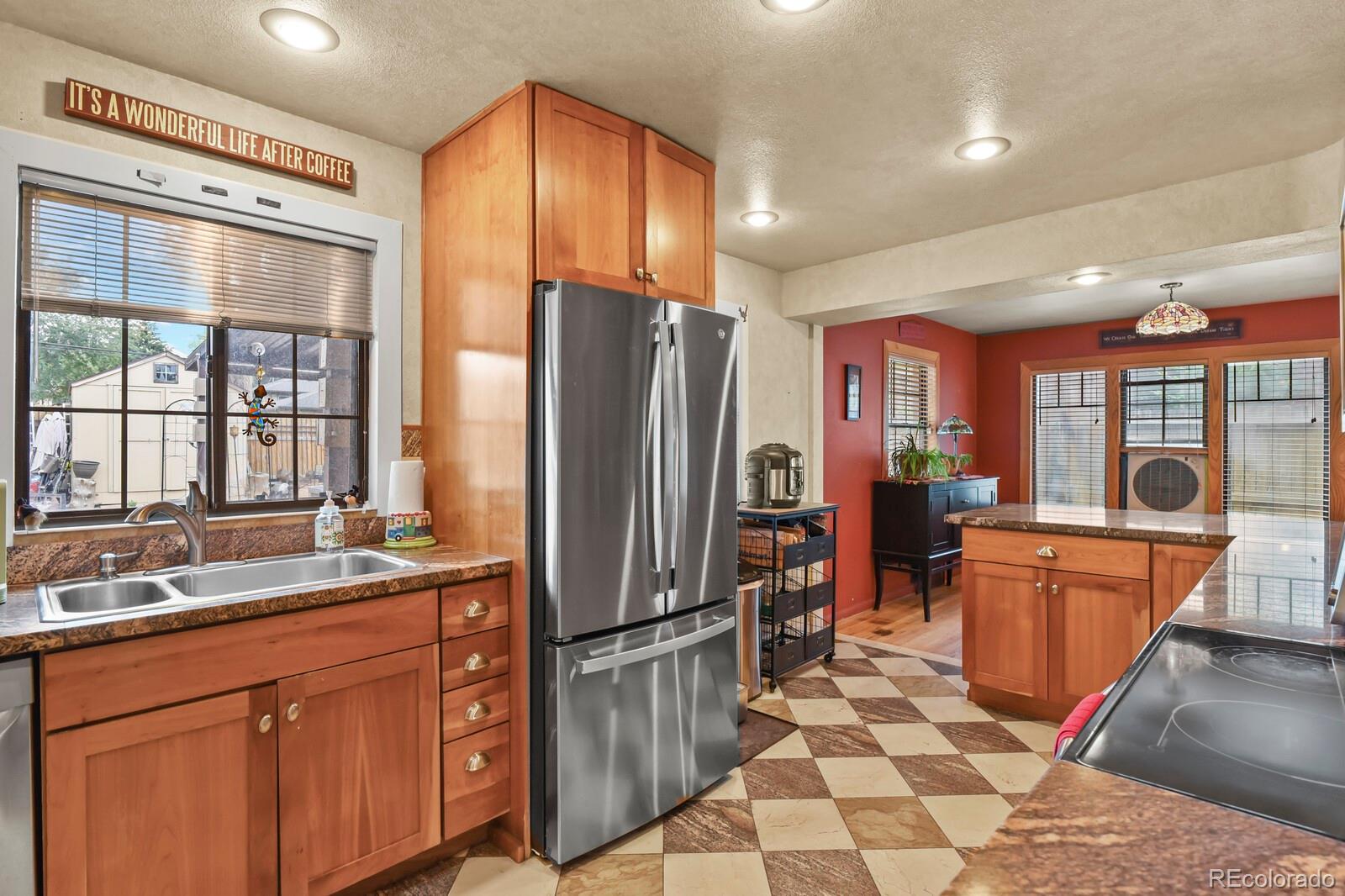 MLS Image #7 for 1759  palmer park boulevard,colorado springs, Colorado