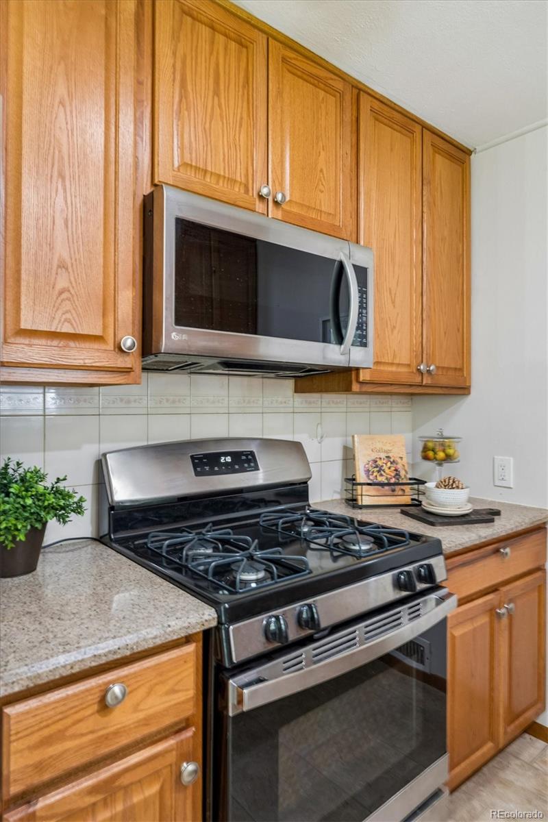 MLS Image #12 for 1150 s fairfax street,denver, Colorado