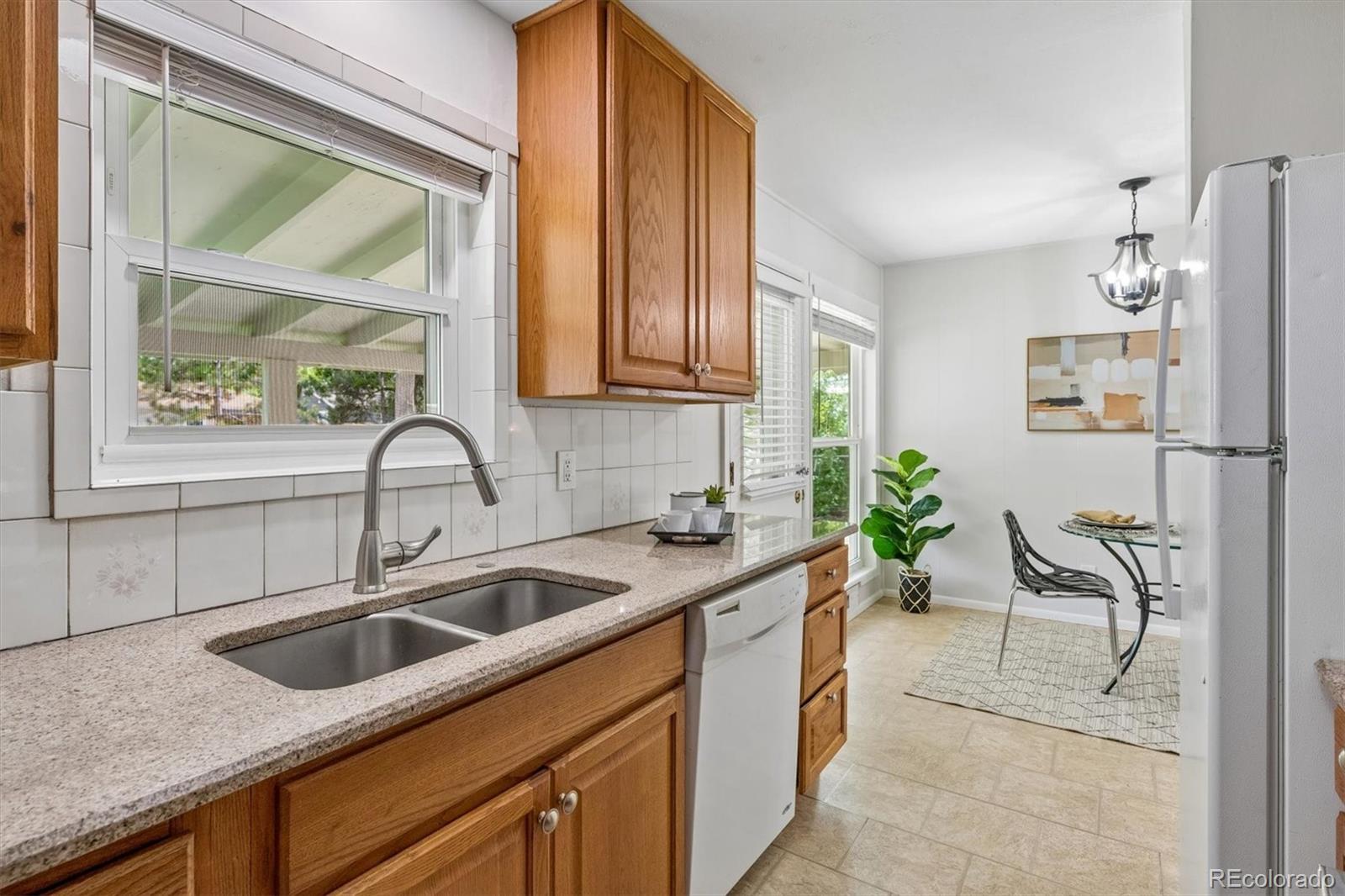 MLS Image #13 for 1150 s fairfax street,denver, Colorado