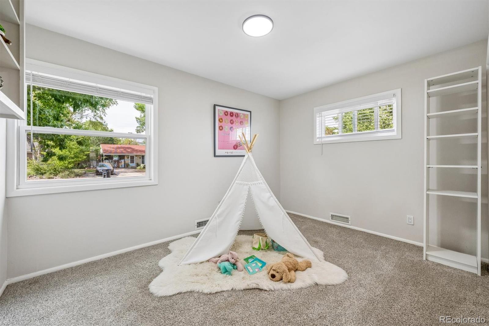 MLS Image #16 for 1150 s fairfax street,denver, Colorado