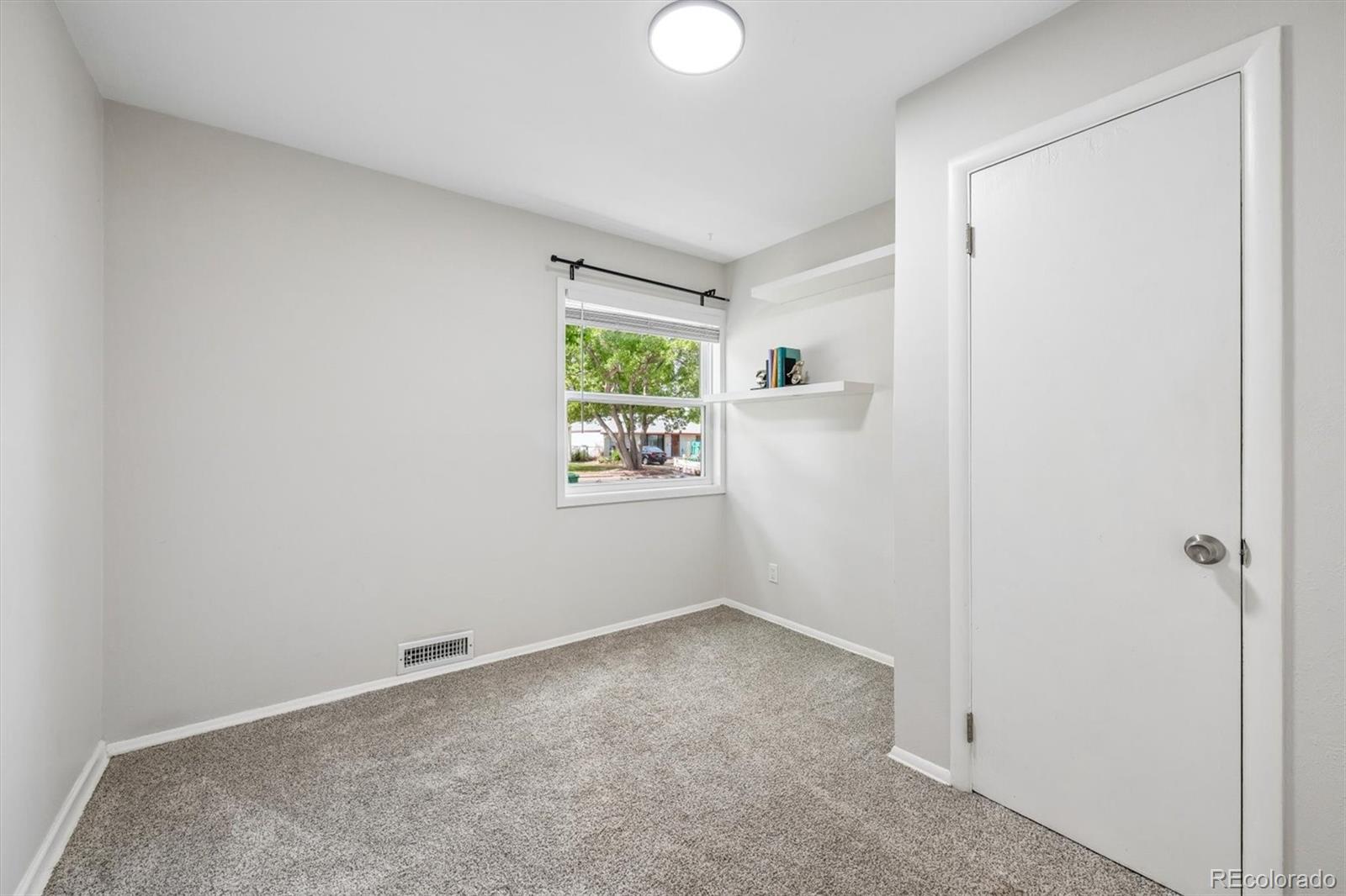 MLS Image #17 for 1150 s fairfax street,denver, Colorado