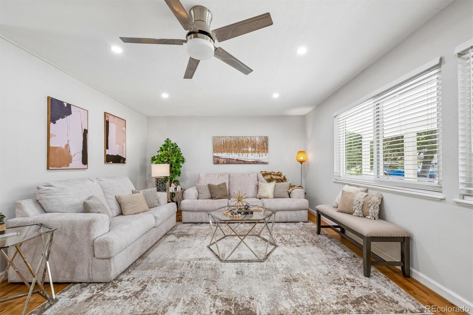 MLS Image #4 for 1150 s fairfax street,denver, Colorado