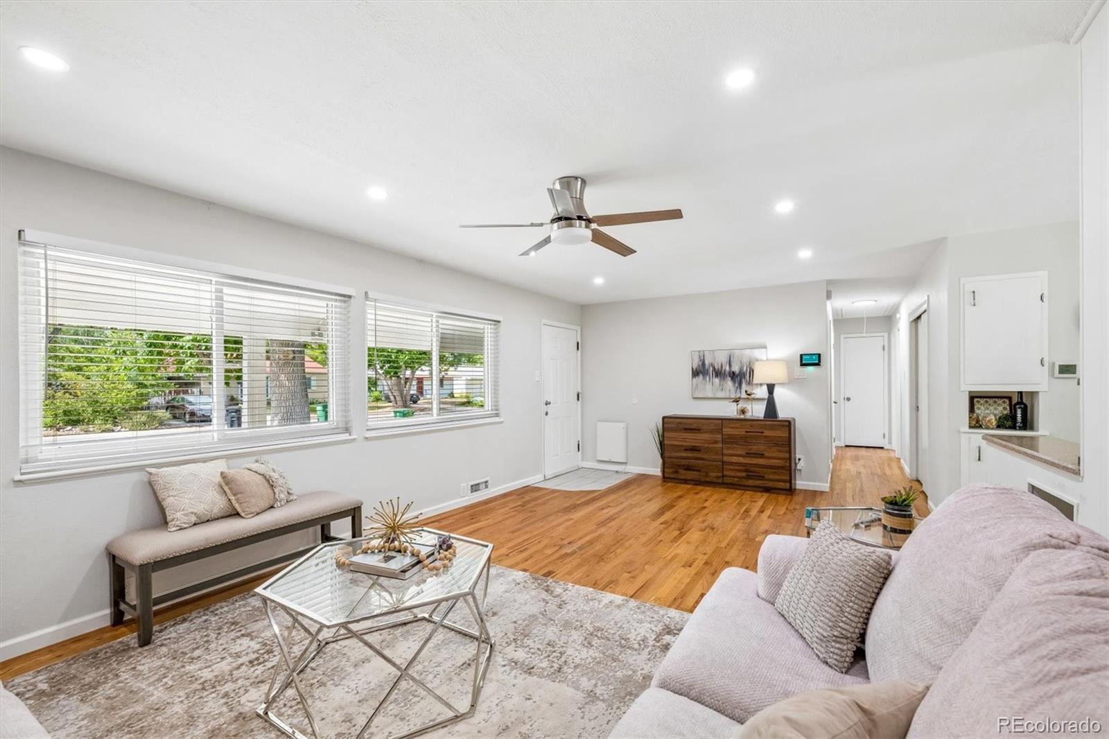 MLS Image #6 for 1150 s fairfax street,denver, Colorado