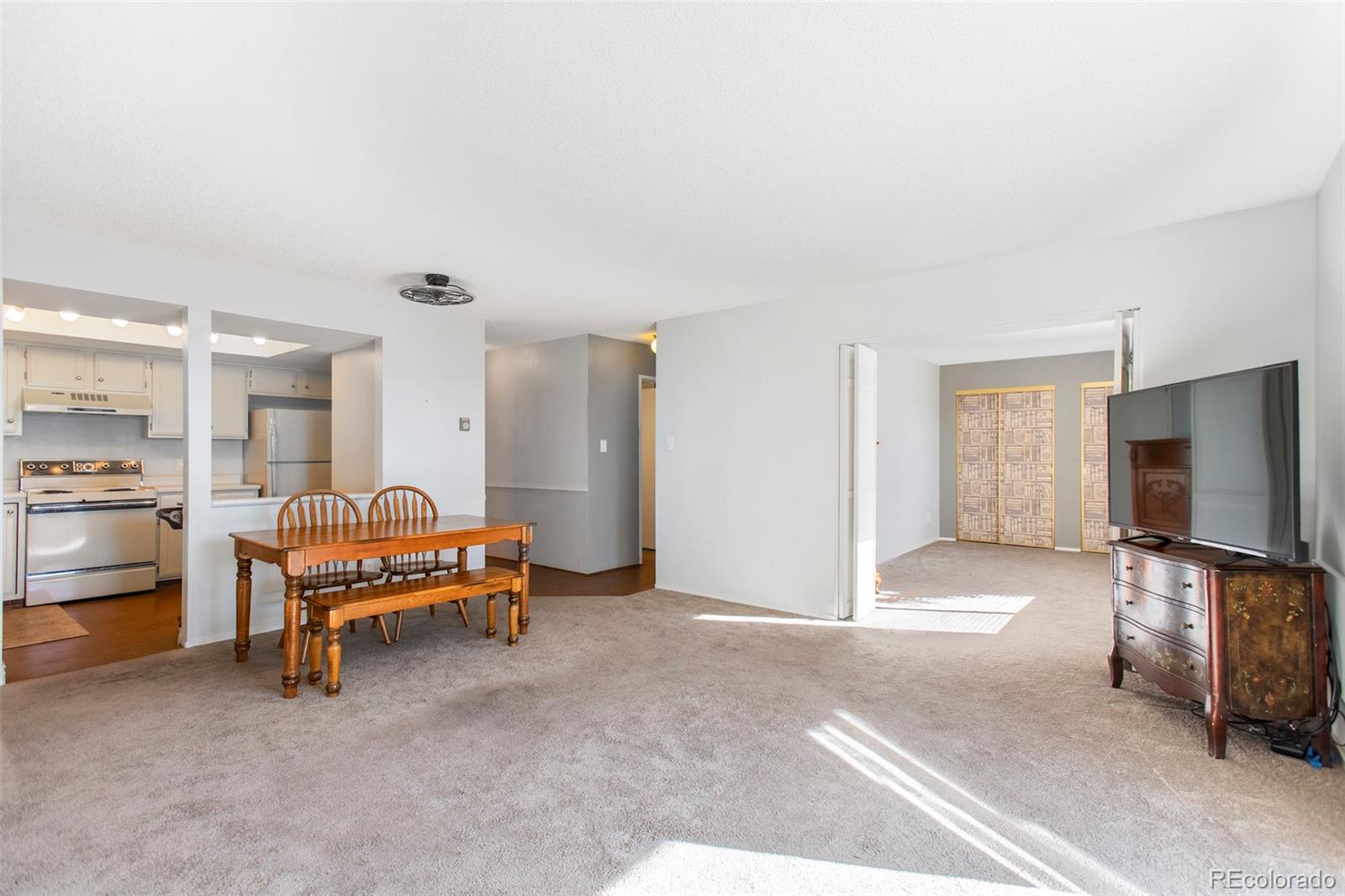 MLS Image #2 for 13850 e marina drive,aurora, Colorado