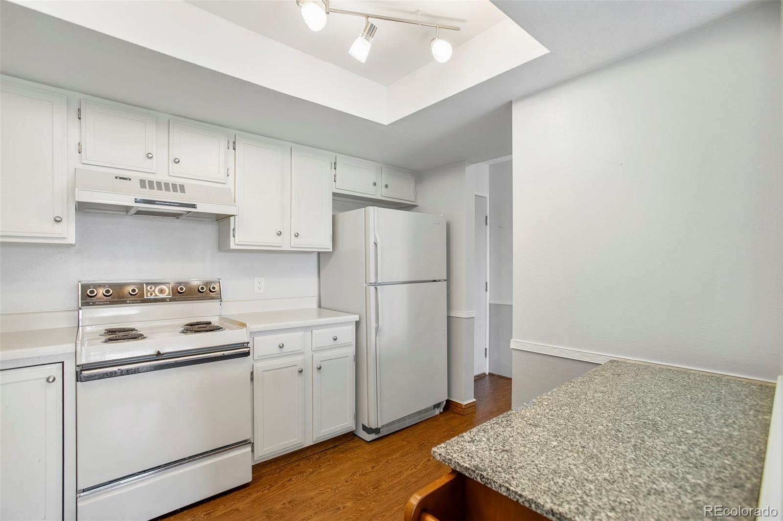 MLS Image #6 for 13850 e marina drive,aurora, Colorado