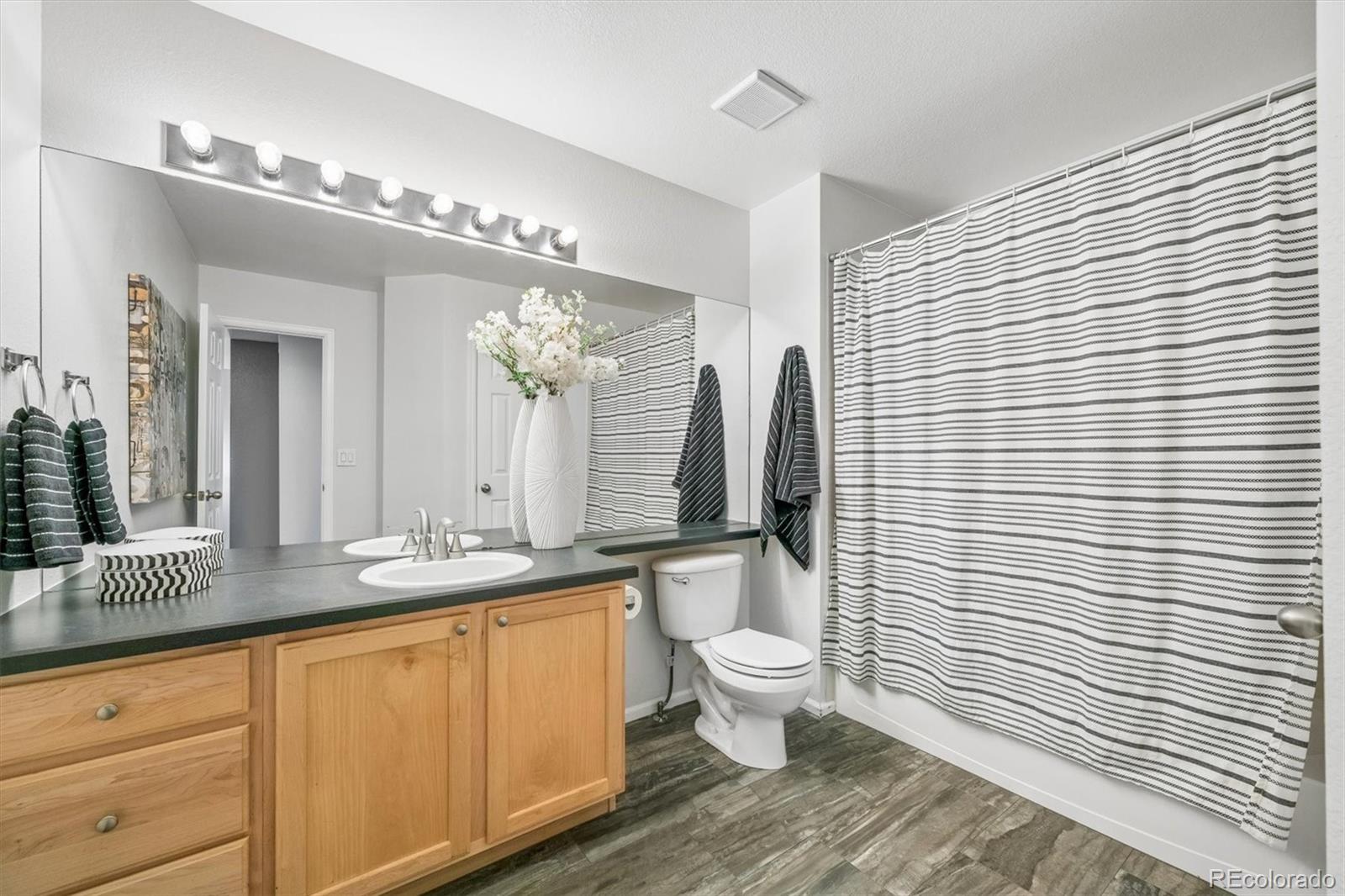 MLS Image #24 for 38  spruce street,denver, Colorado