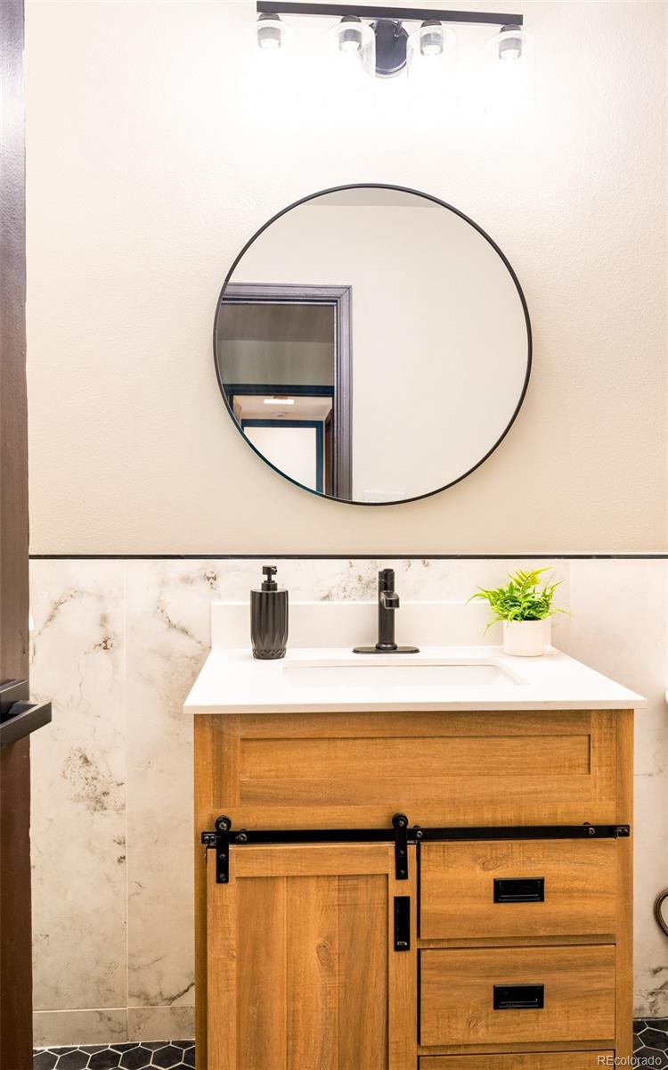 MLS Image #39 for 5295 w princeton drive,denver, Colorado