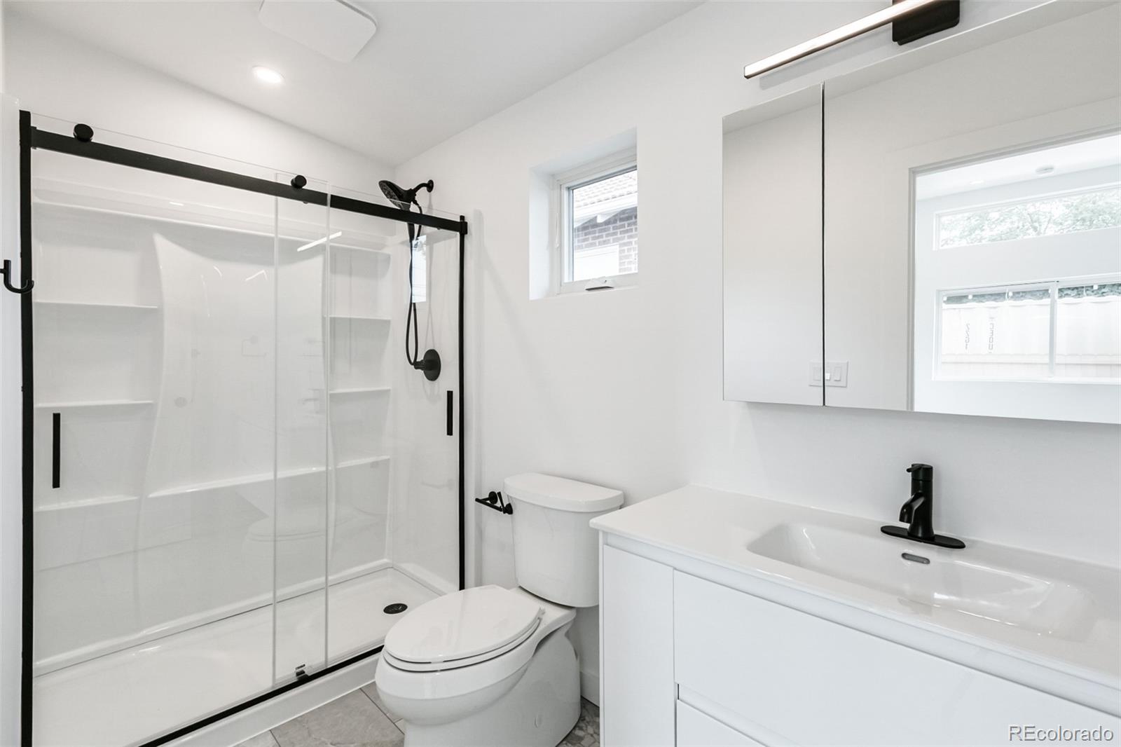 MLS Image #18 for 812 s eliot street,denver, Colorado