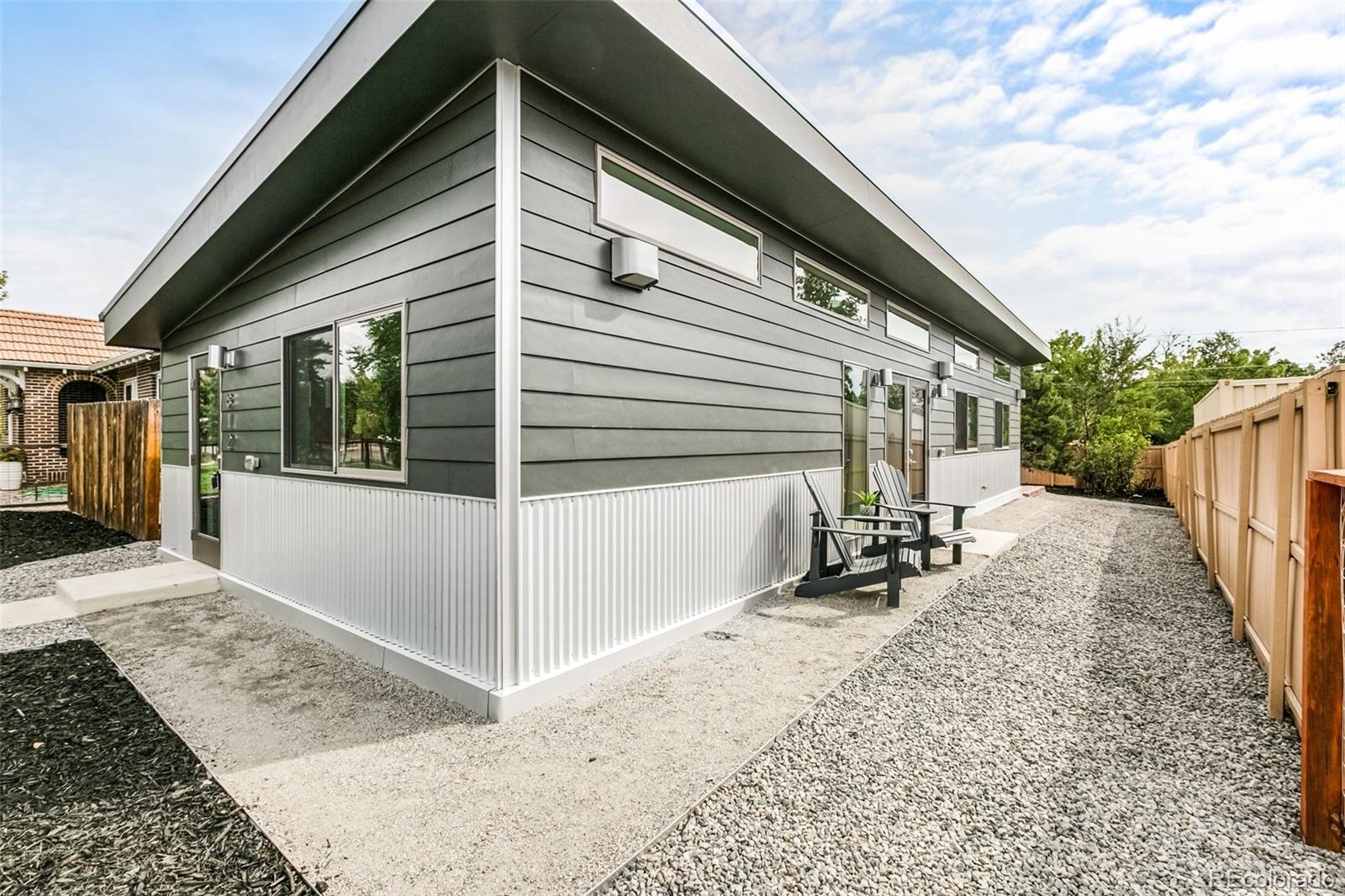 MLS Image #2 for 812 s eliot street,denver, Colorado