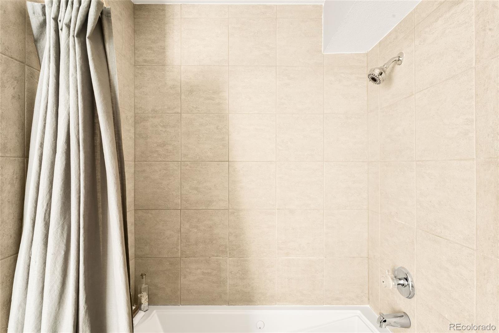 MLS Image #11 for 6380 s boston street,greenwood village, Colorado
