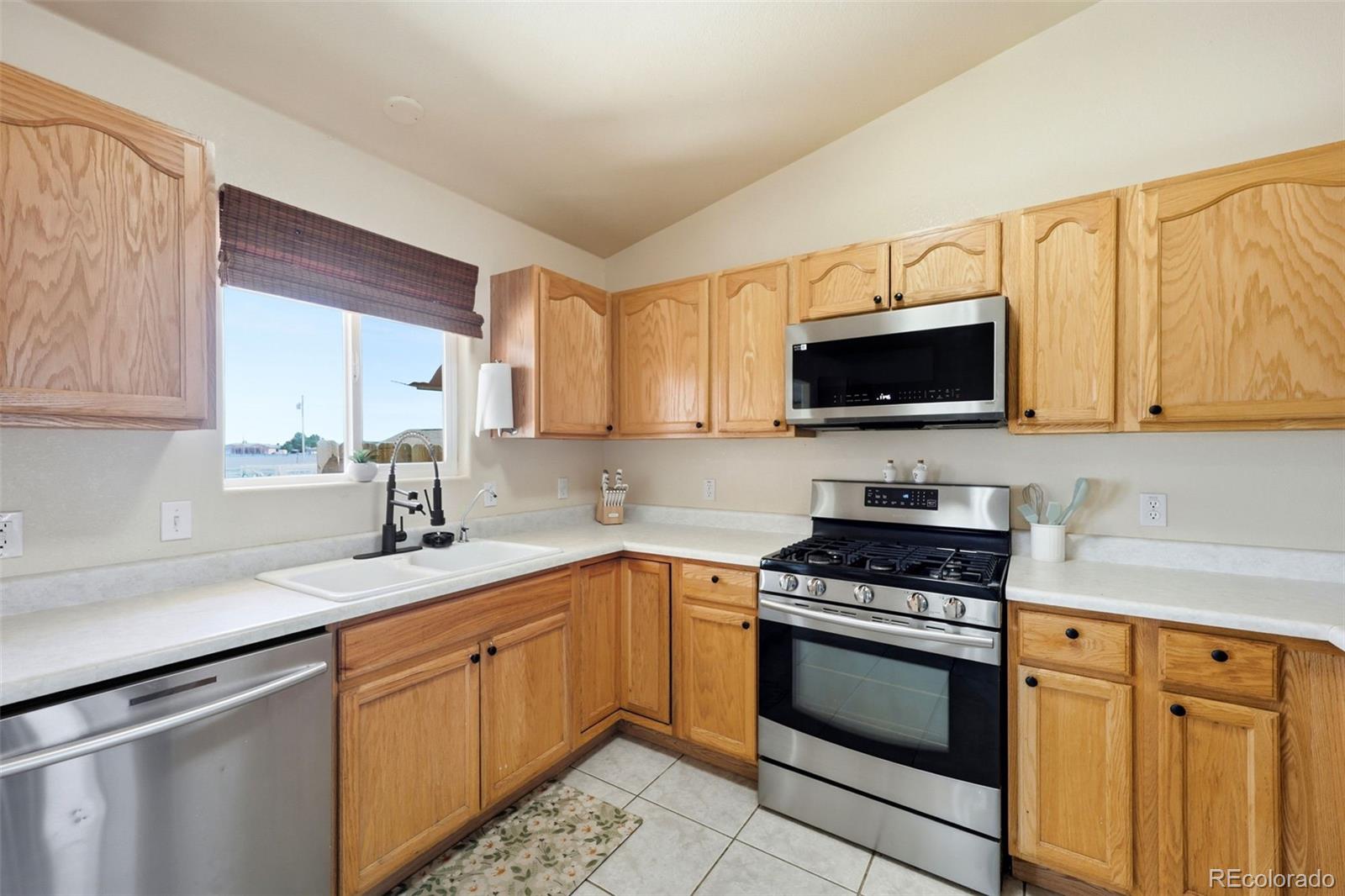 MLS Image #10 for 1218 e onizuka lane,pueblo west, Colorado