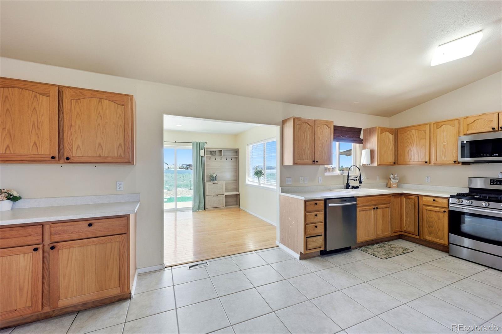 MLS Image #11 for 1218 e onizuka lane,pueblo west, Colorado