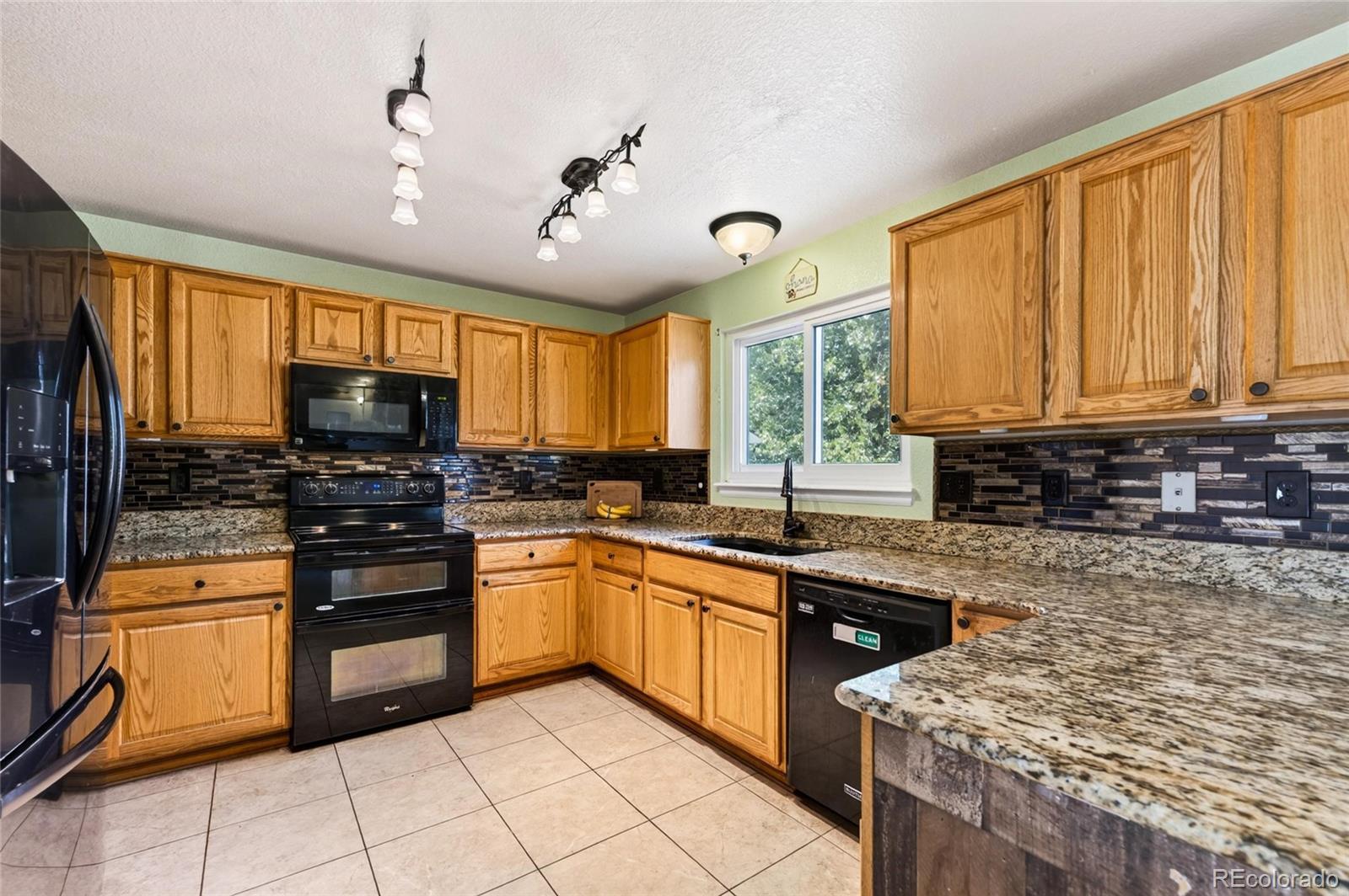 MLS Image #9 for 13909  dahlia street,thornton, Colorado