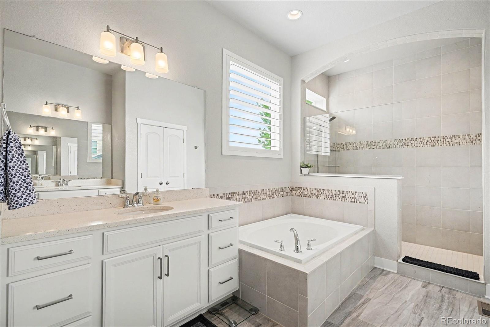 MLS Image #18 for 23411 e rockinghorse parkway,aurora, Colorado