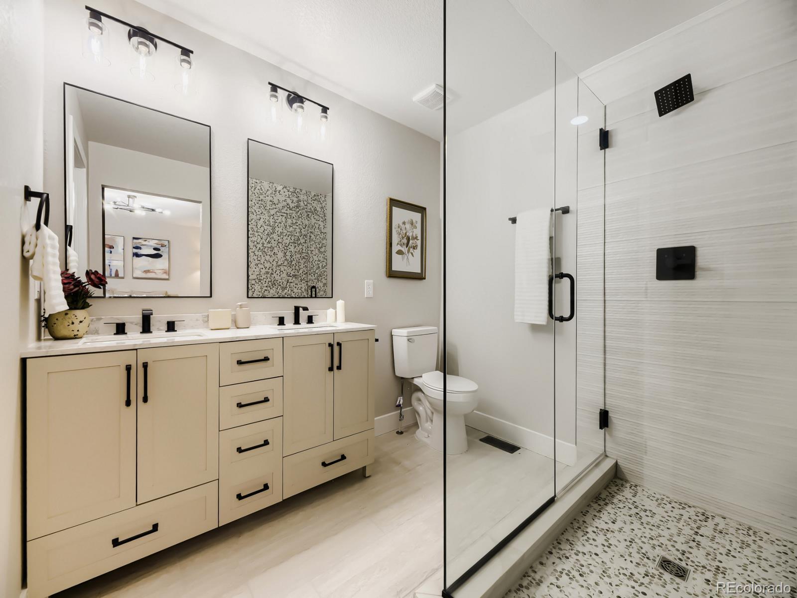 MLS Image #14 for 7711 s rosemary way,centennial, Colorado
