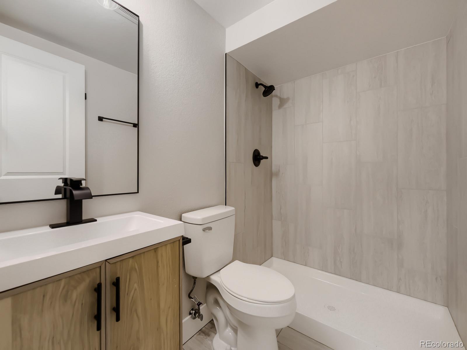 MLS Image #18 for 7711 s rosemary way,centennial, Colorado