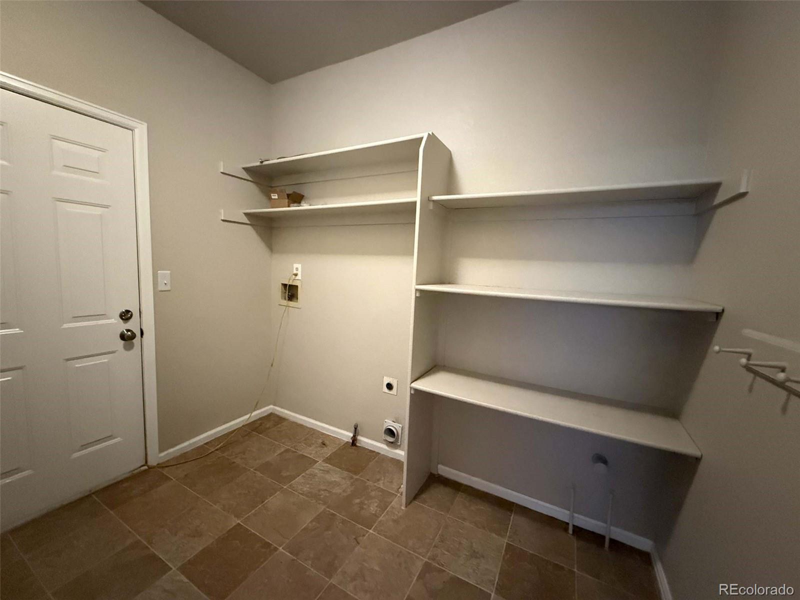 MLS Image #7 for 6111 s kirk street,aurora, Colorado
