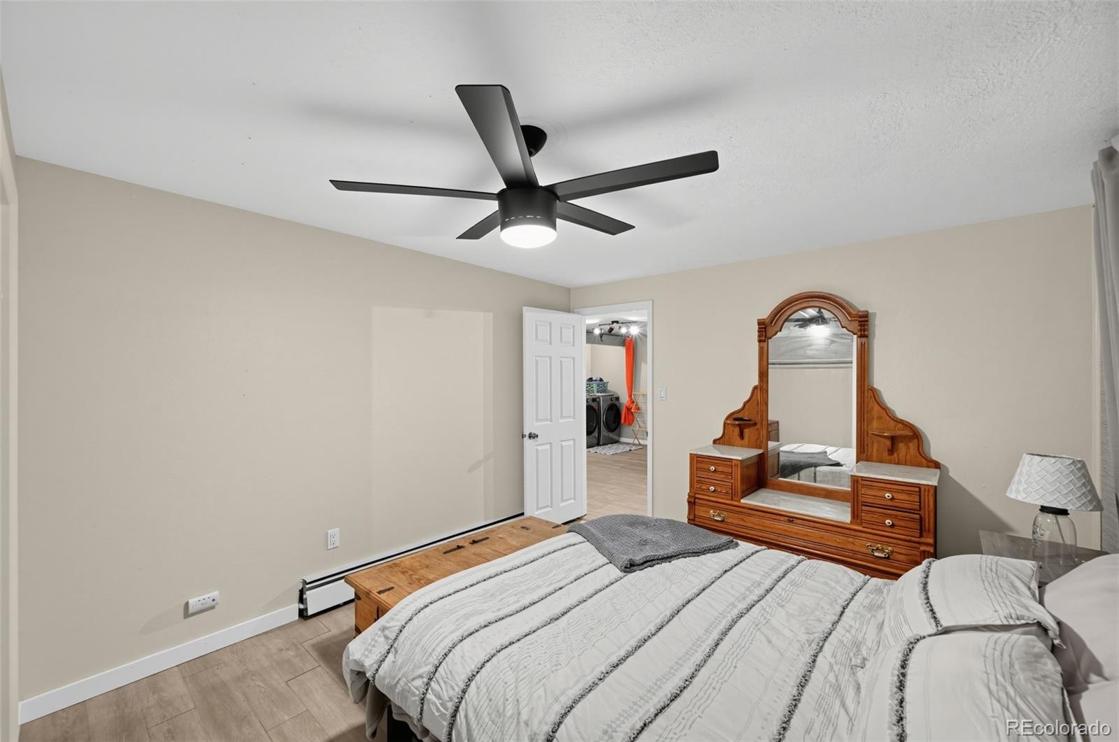 MLS Image #19 for 2288 s sherman street,denver, Colorado