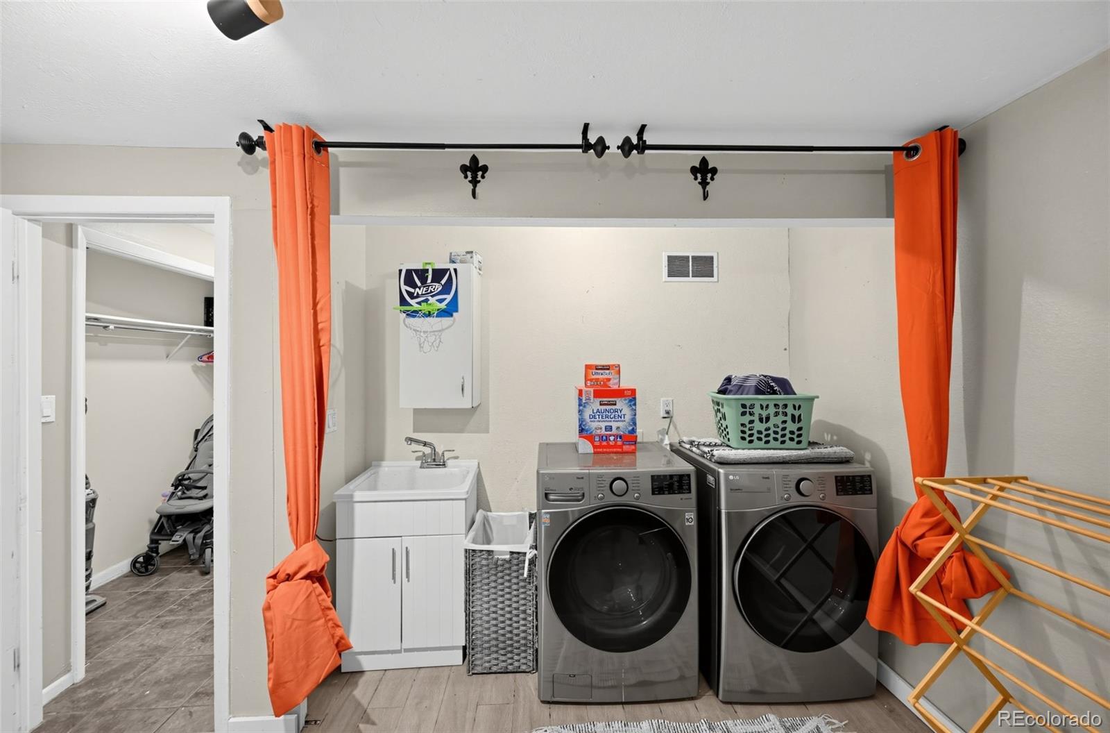 MLS Image #27 for 2288 s sherman street,denver, Colorado