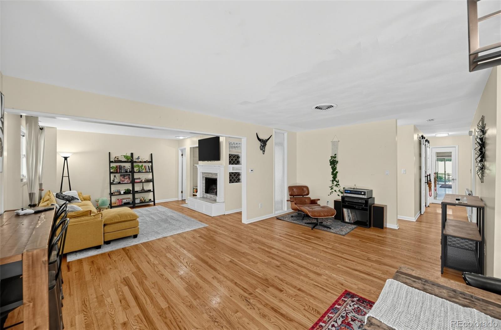MLS Image #4 for 2288 s sherman street,denver, Colorado