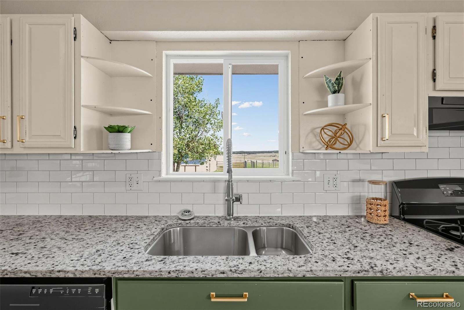 MLS Image #13 for 35482  welch trail,elizabeth, Colorado