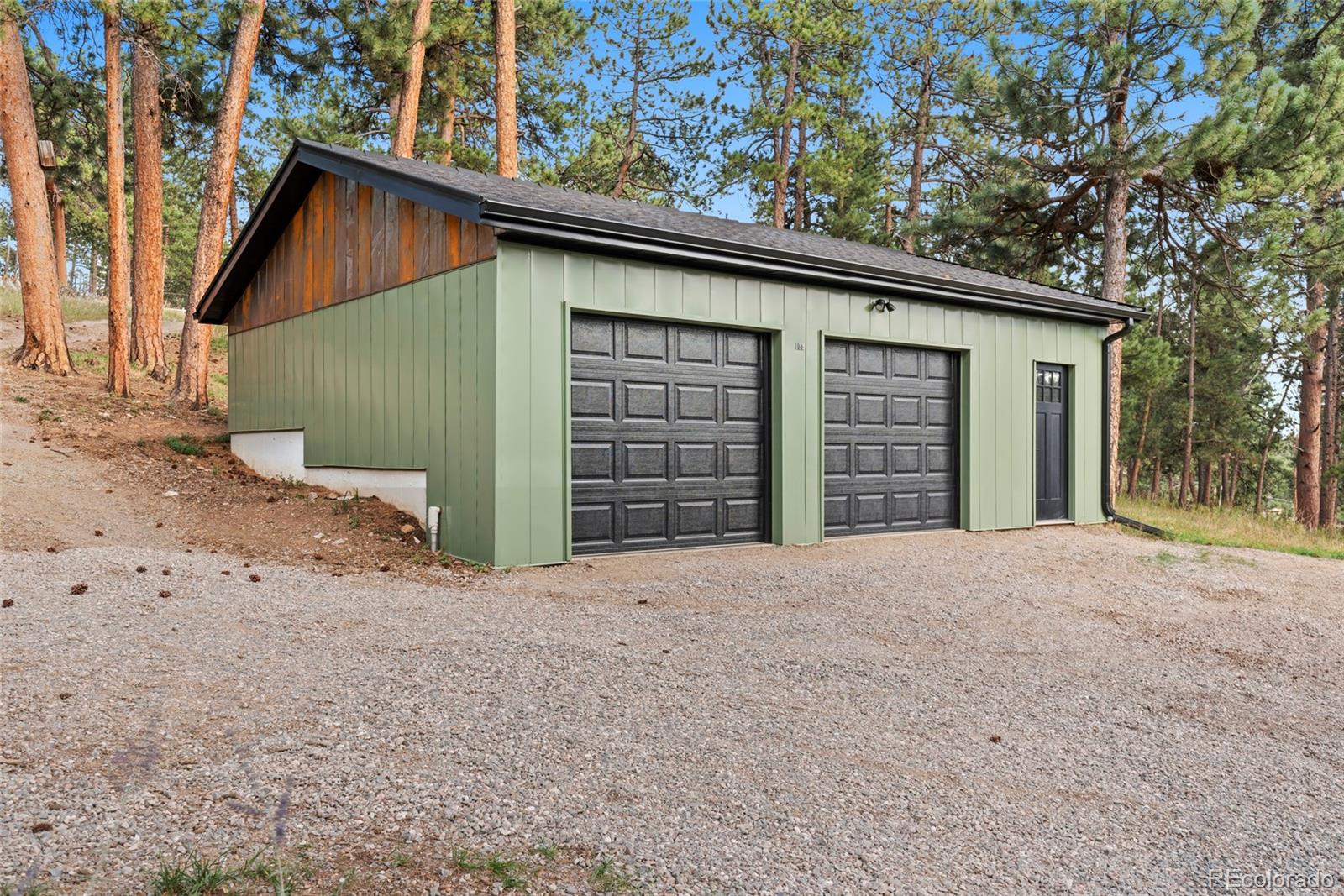 MLS Image #29 for 22937  pawnee road,indian hills, Colorado