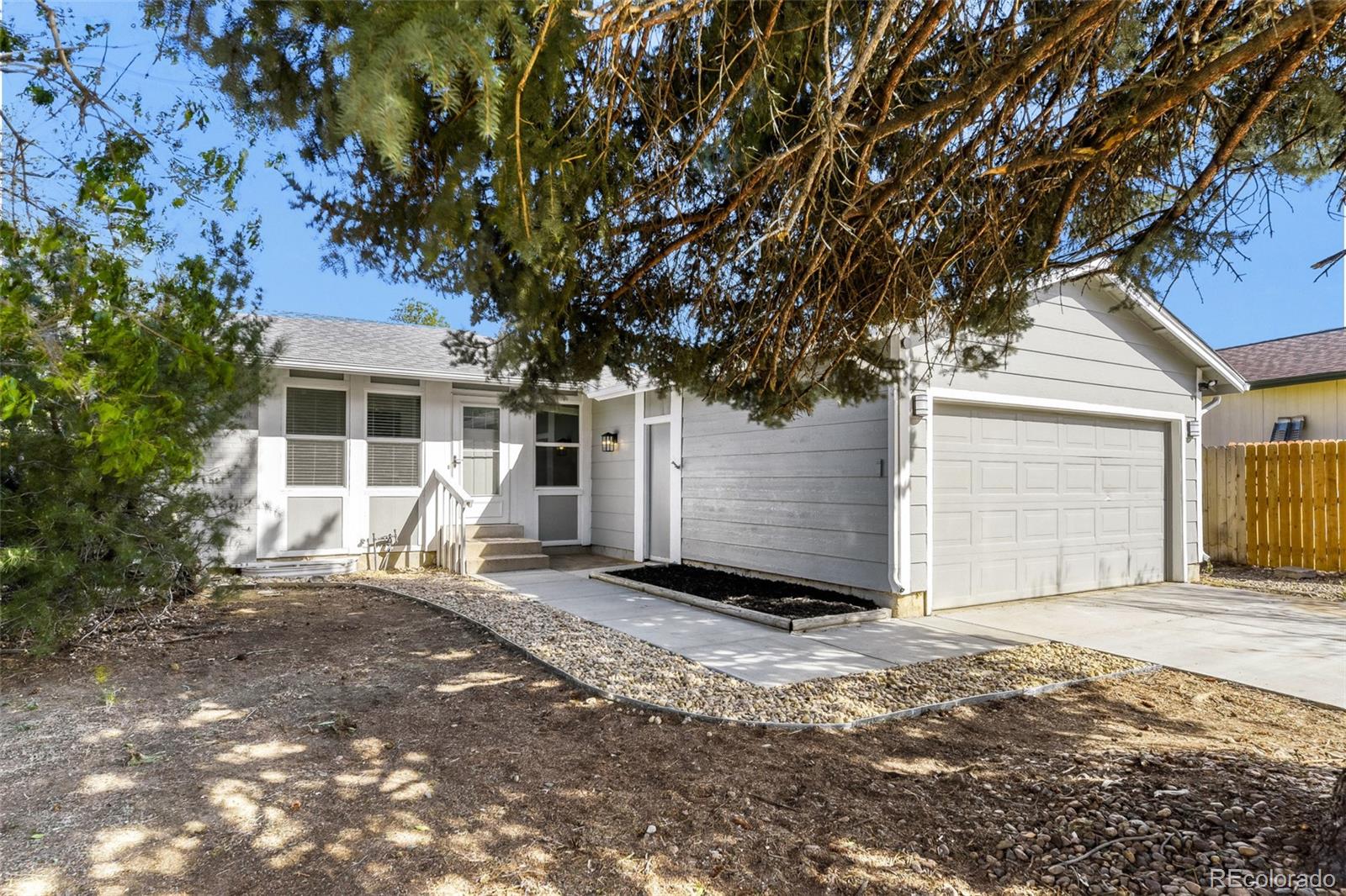 MLS Image #10 for 3584 s olathe way,aurora, Colorado