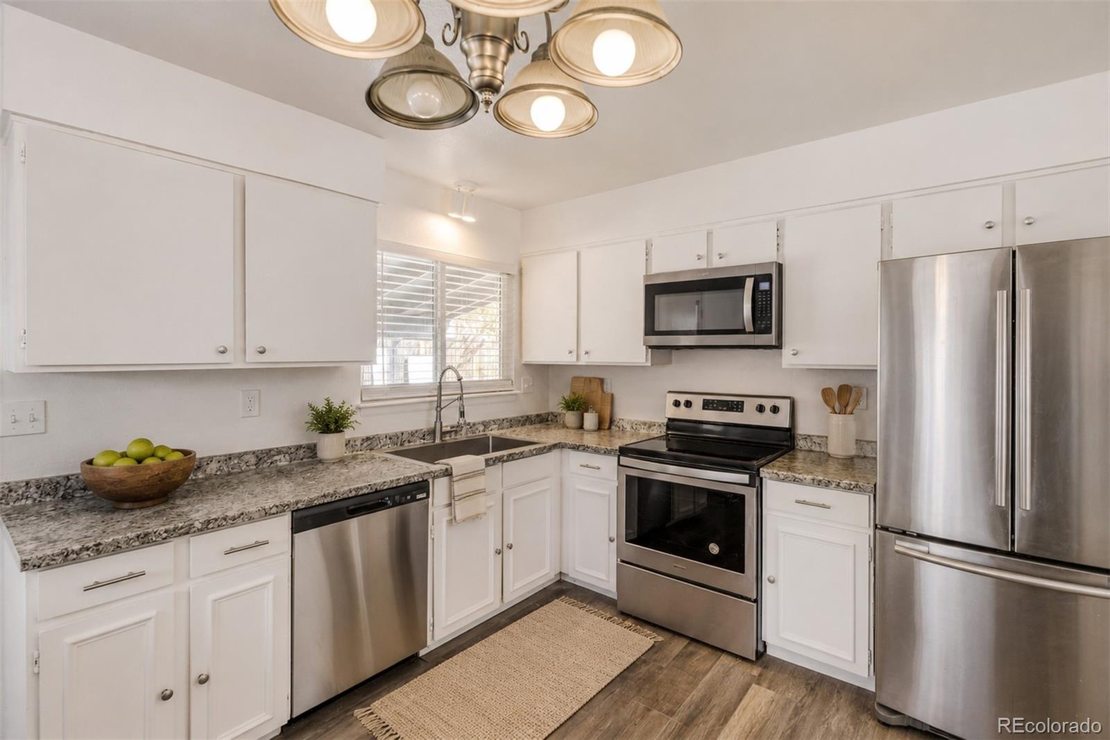MLS Image #2 for 3584 s olathe way,aurora, Colorado
