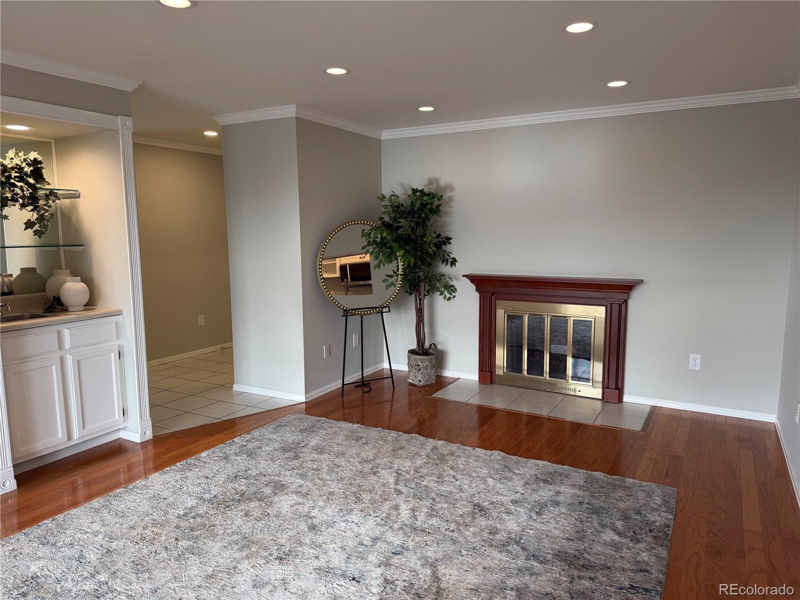 MLS Image #4 for 7865 e mississippi avenue,denver, Colorado