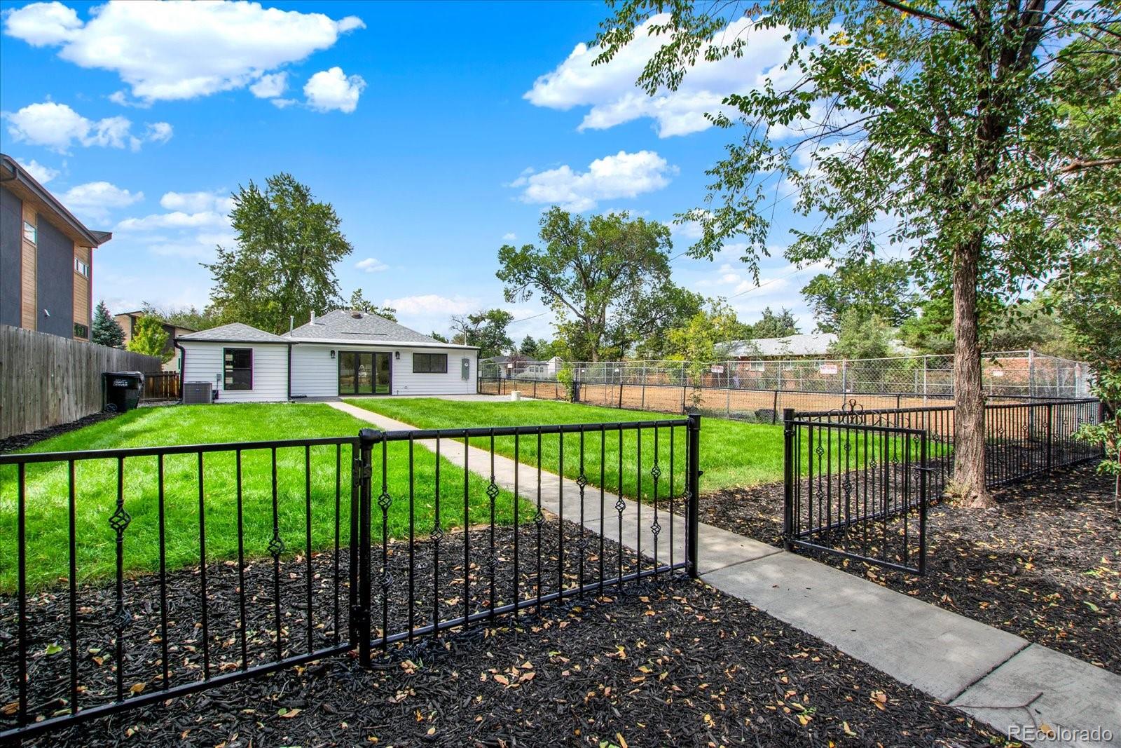 MLS Image #21 for 1840 s saint paul street,denver, Colorado