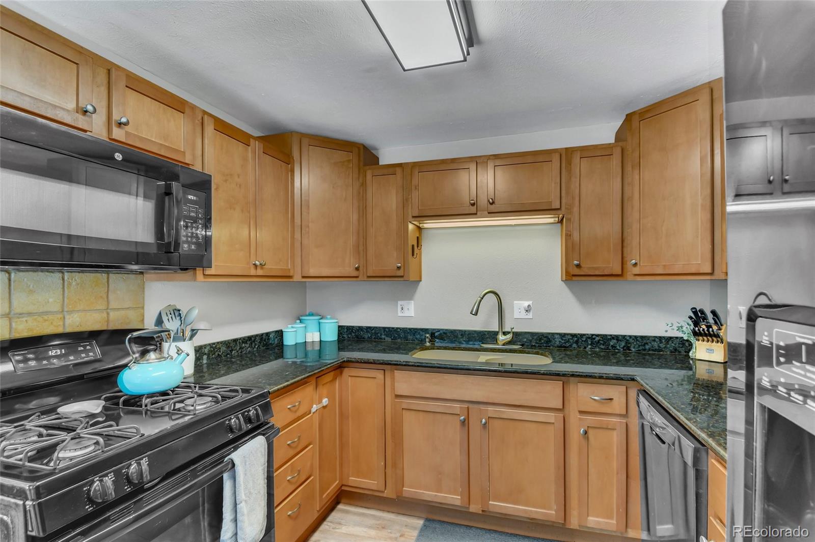 MLS Image #14 for 11311 w 71st place,arvada, Colorado